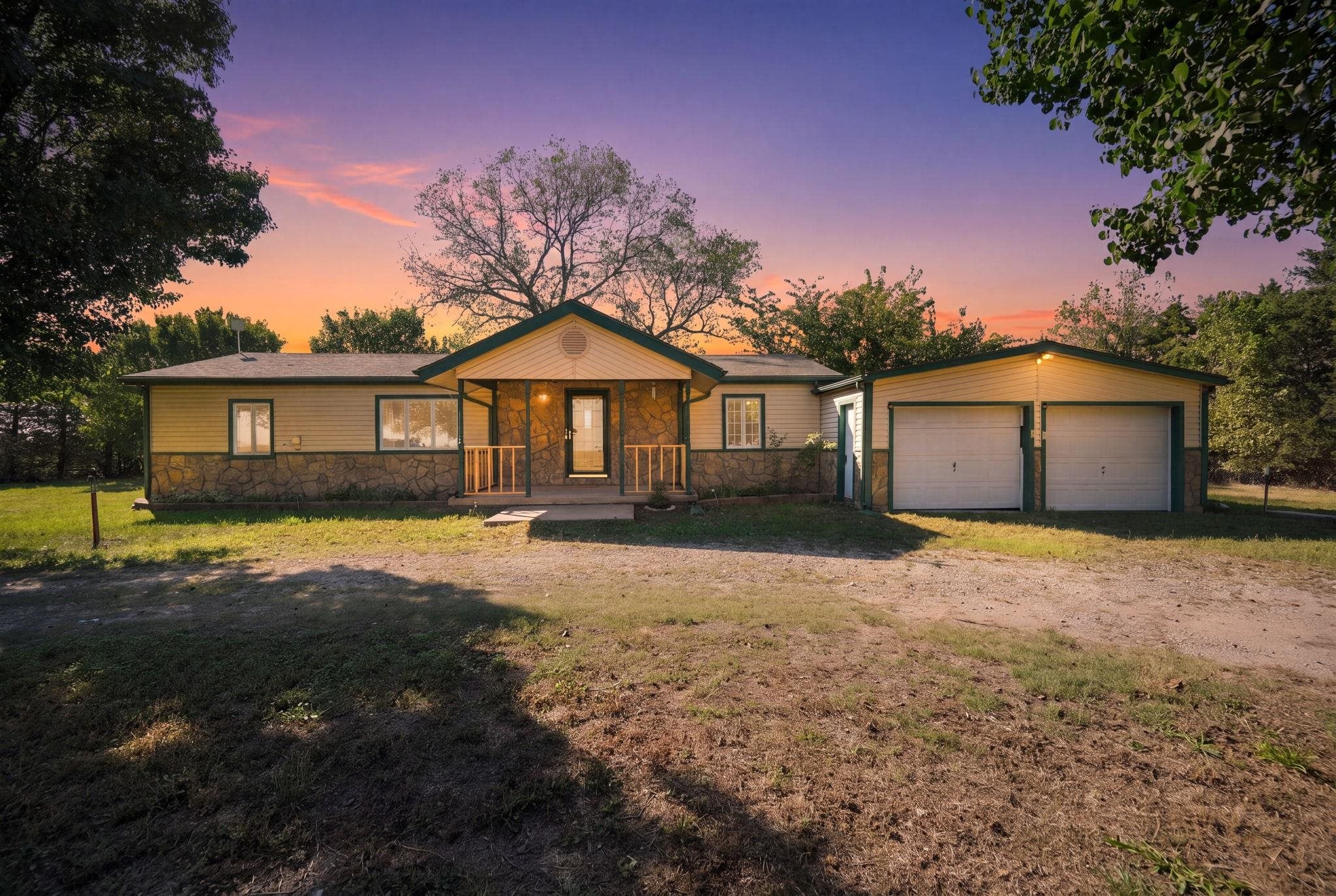 22215 SW Indianola Rd — photo