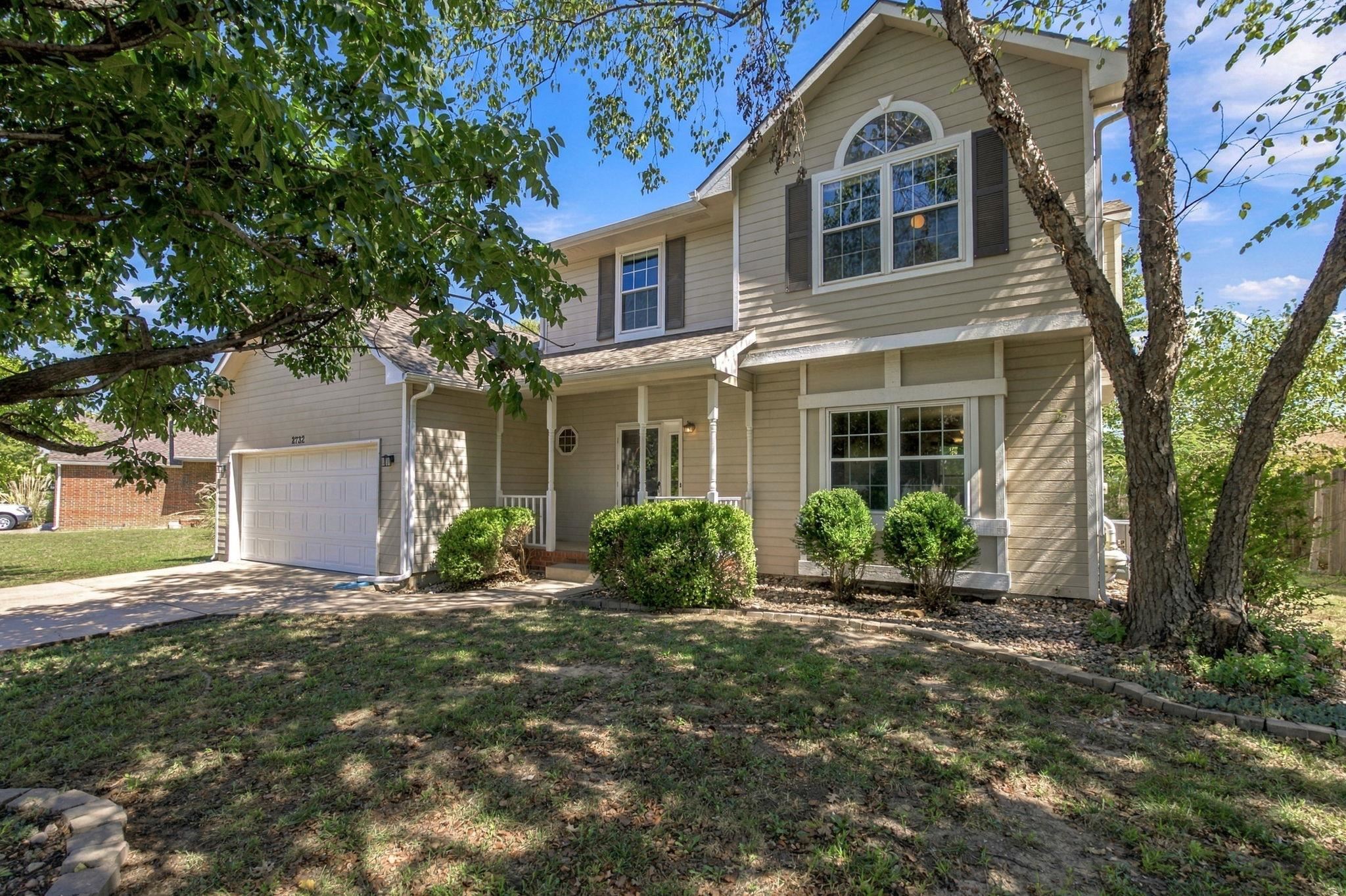 2732 N Beacon Hill Ct — photo
