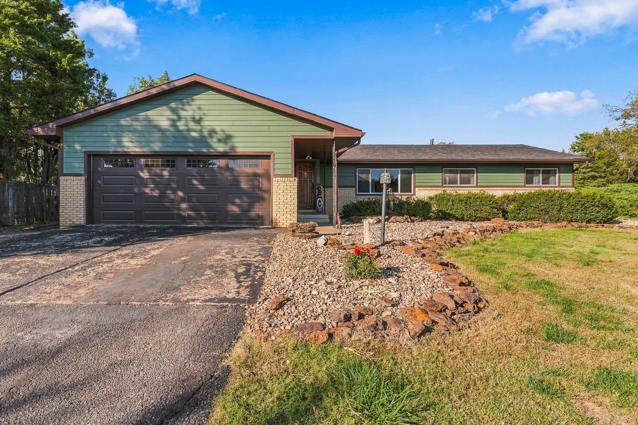 4845 E Country Club Rd. — photo