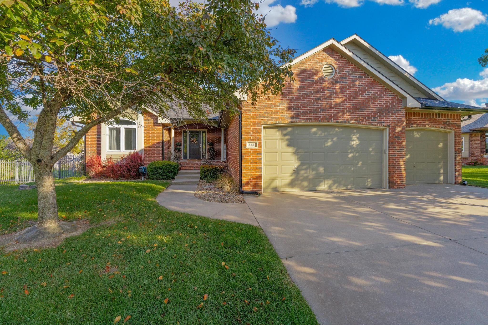 3341 N North Shore Circle — photo