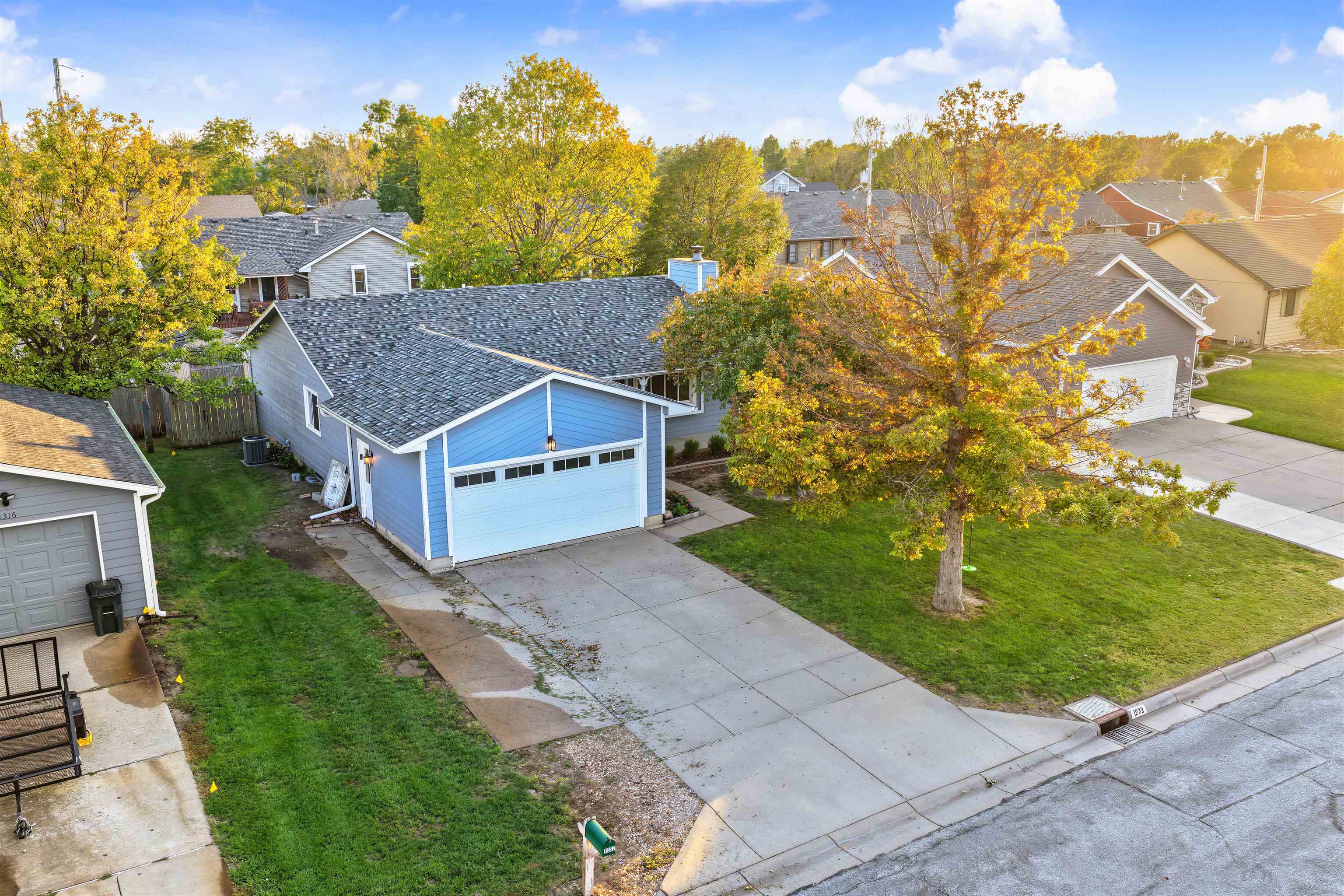 1232 Meyer Dr — photo