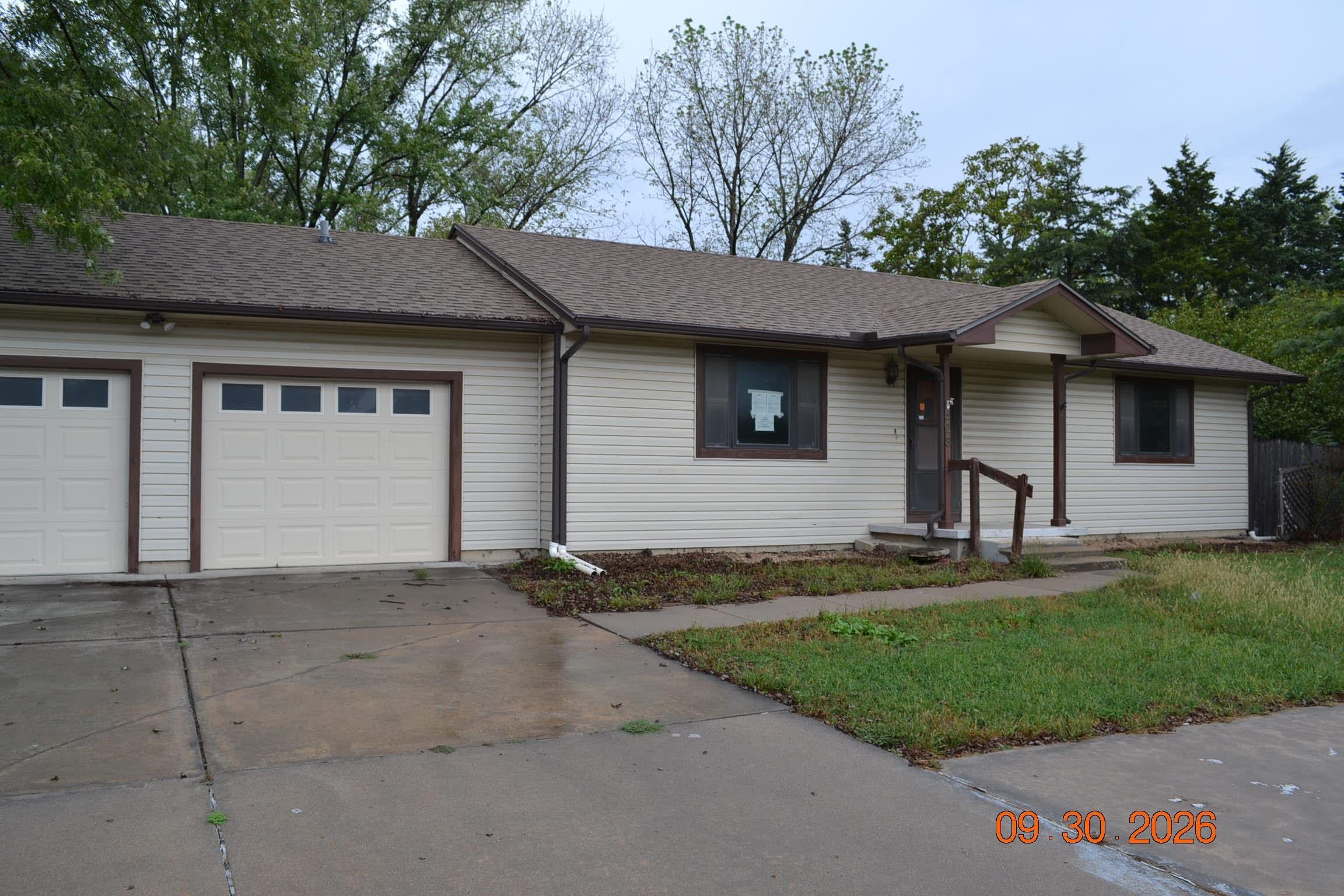 523 N Lakeside Dr. — photo