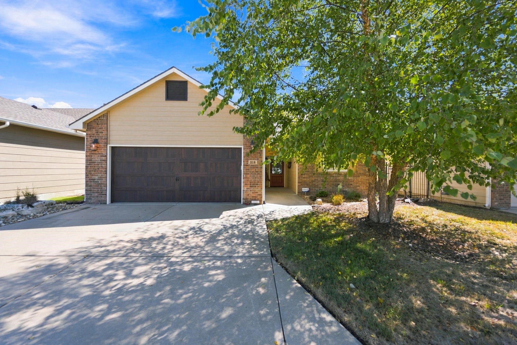 318 S Nineiron — photo