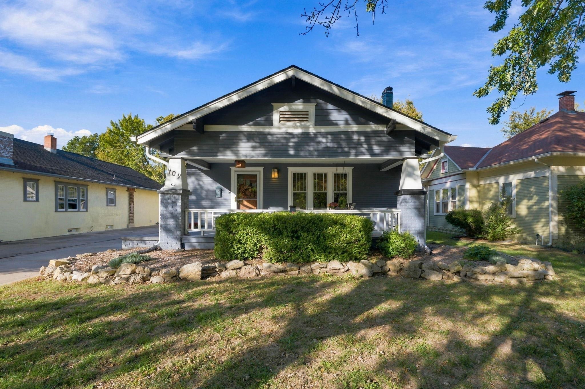 409 N Bluff Ave. — photo