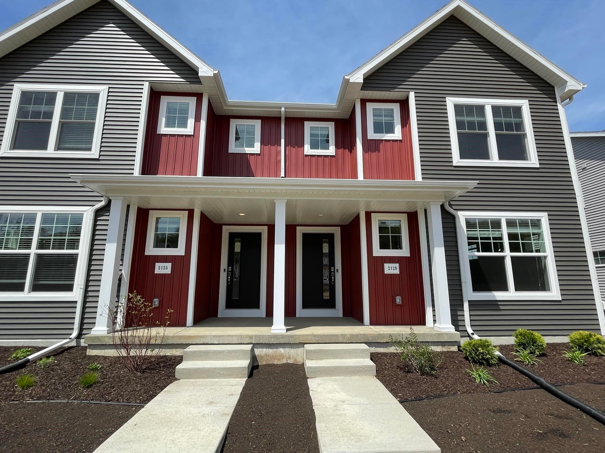2125 Spring Dreams Lane — photo