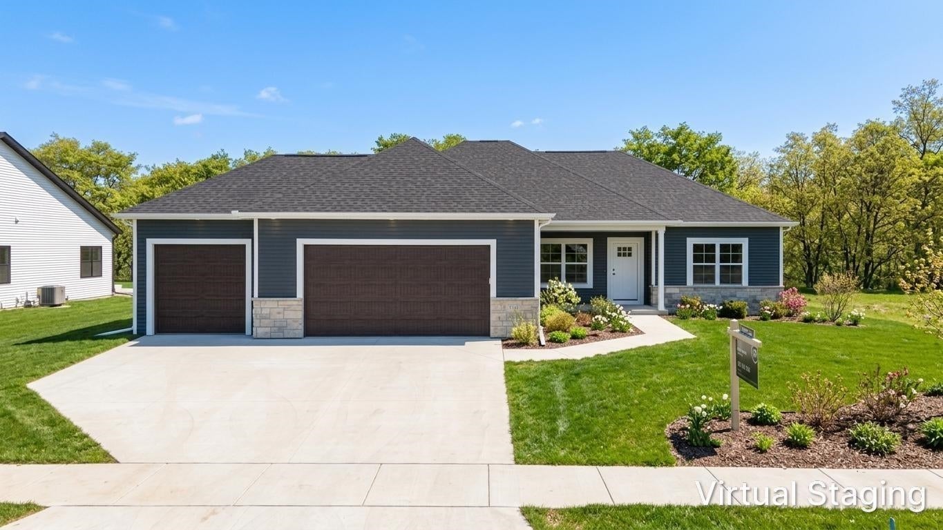 3740 N Woodbury Lane — photo