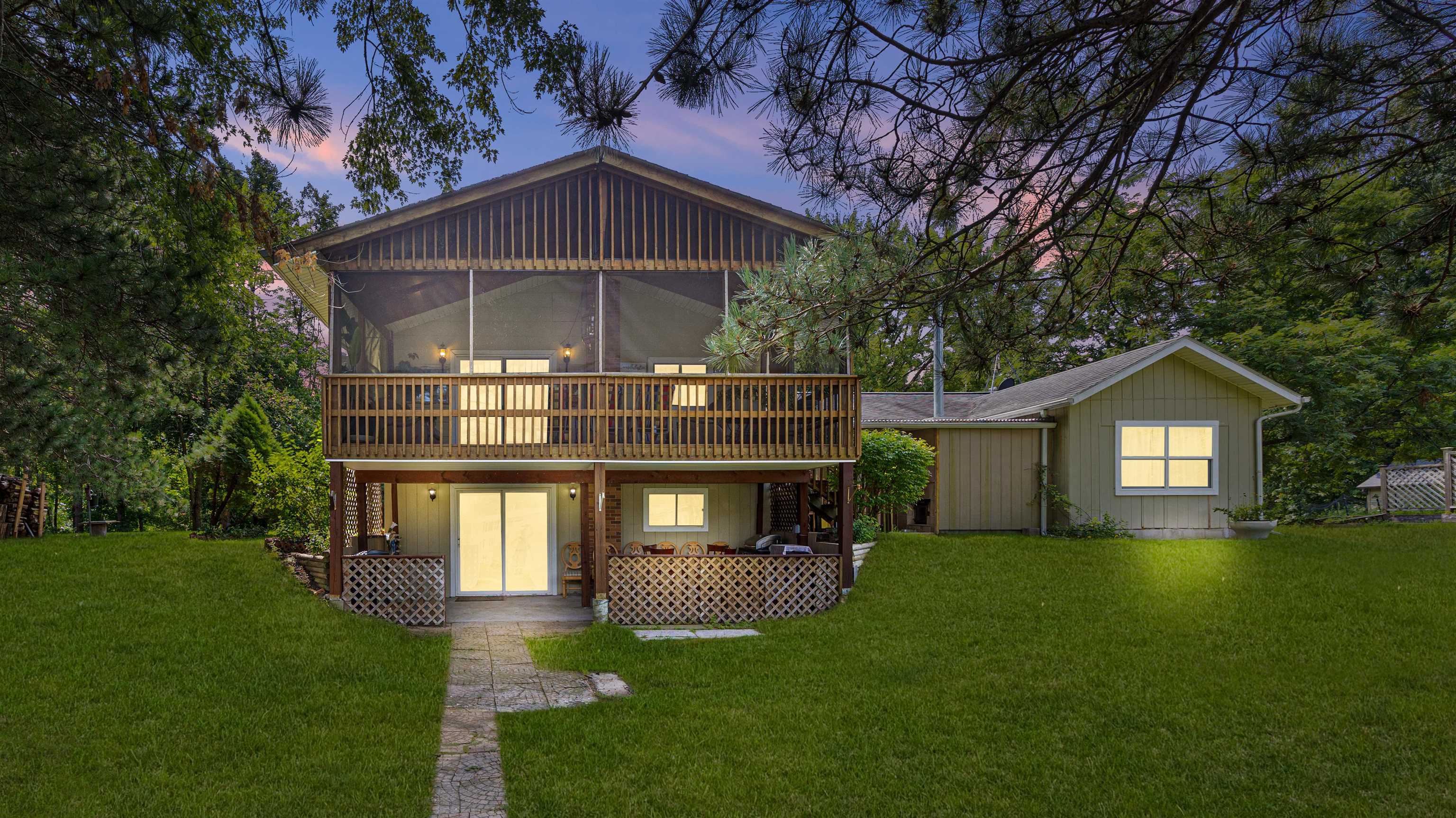 W6360 Tamarack Court — photo