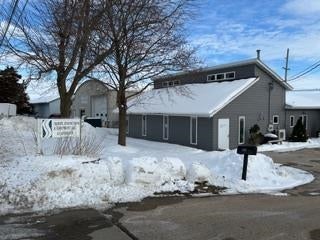 431 Linnerud Drive — photo