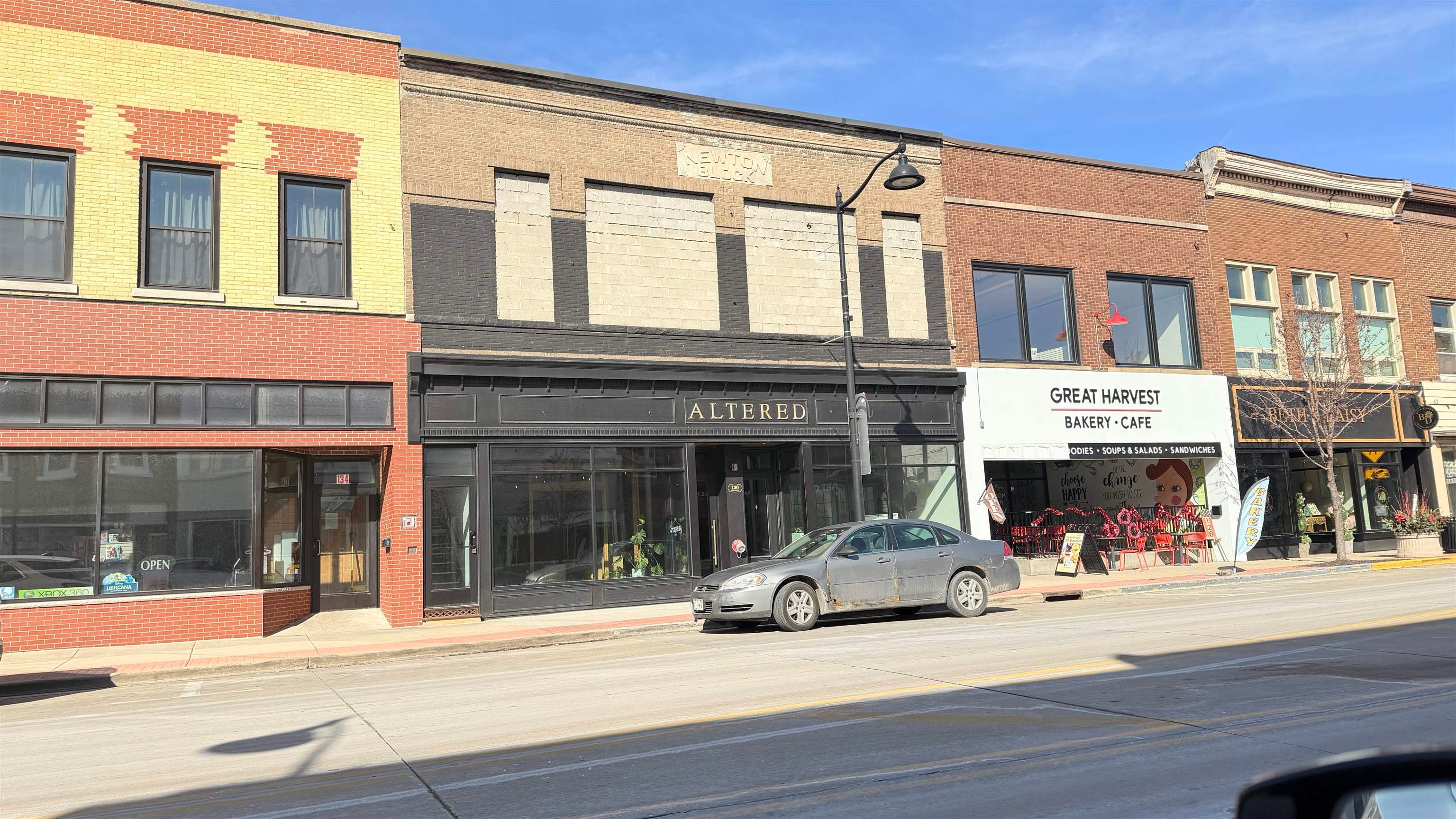 128 - 130 Front Street — photo