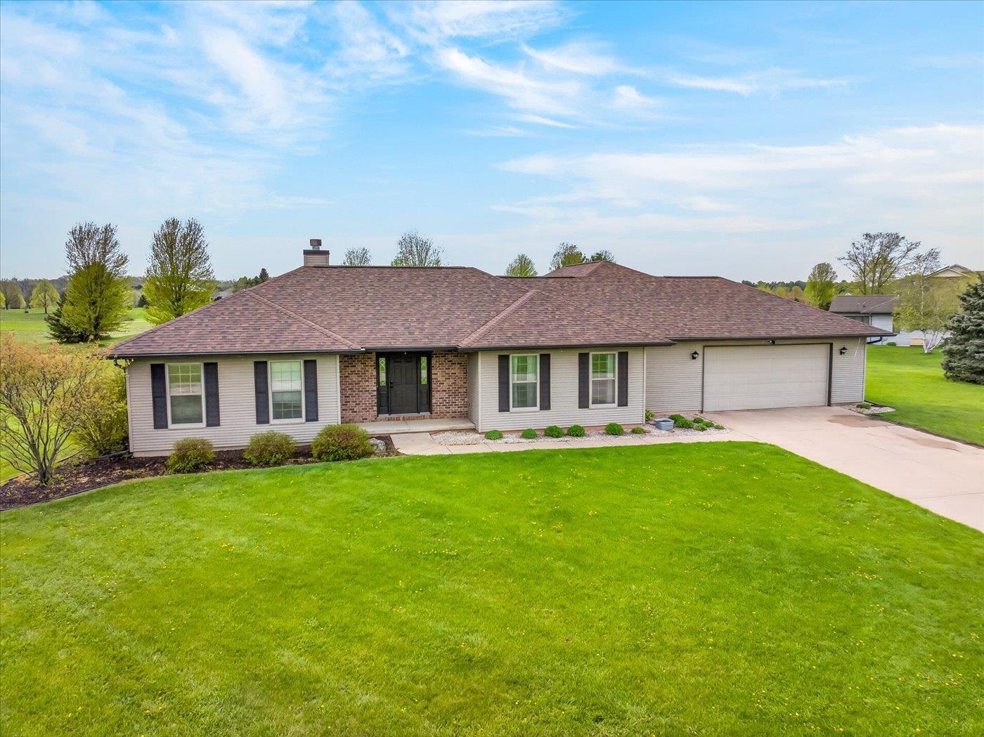 N4171 Country Club Drive, Decatur, WI 53520