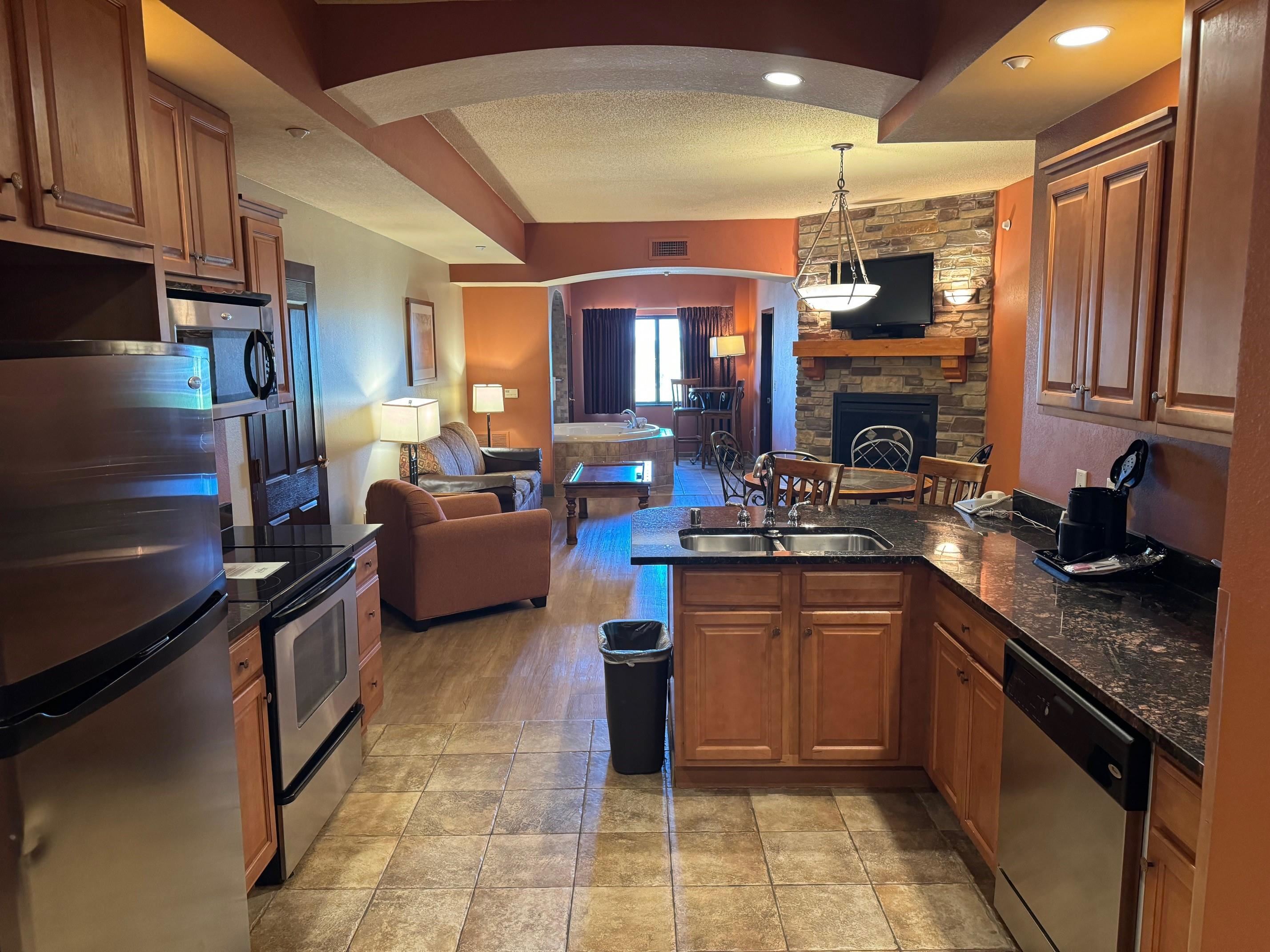 2411 River Road — photo