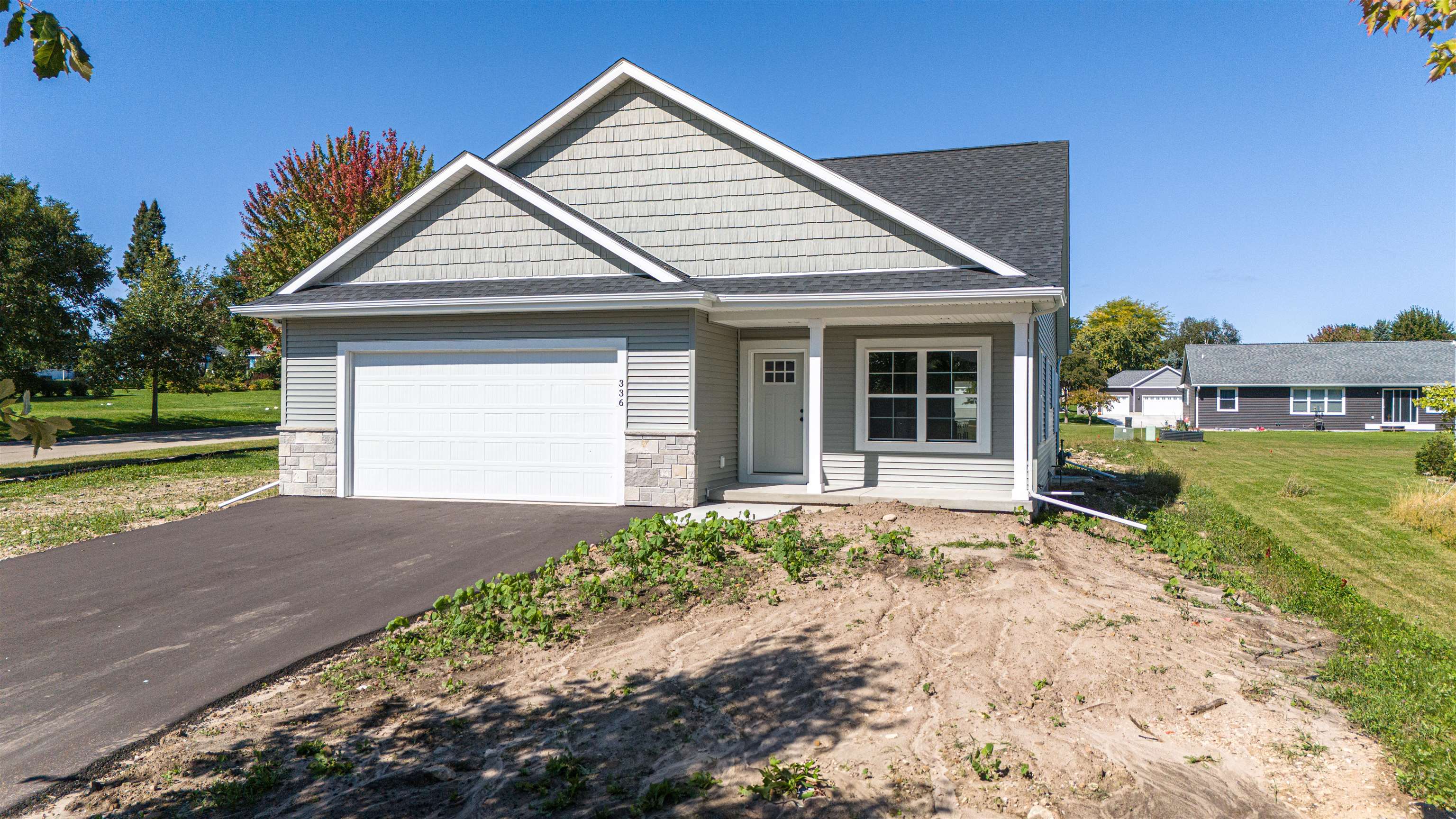 336 Sandmar Drive, Ripon, WI 54971 — photo 2