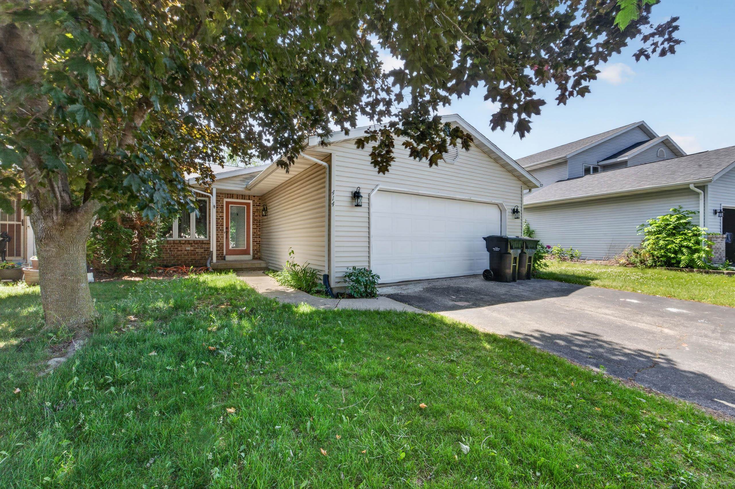 414 Meadow Oak Trail — photo