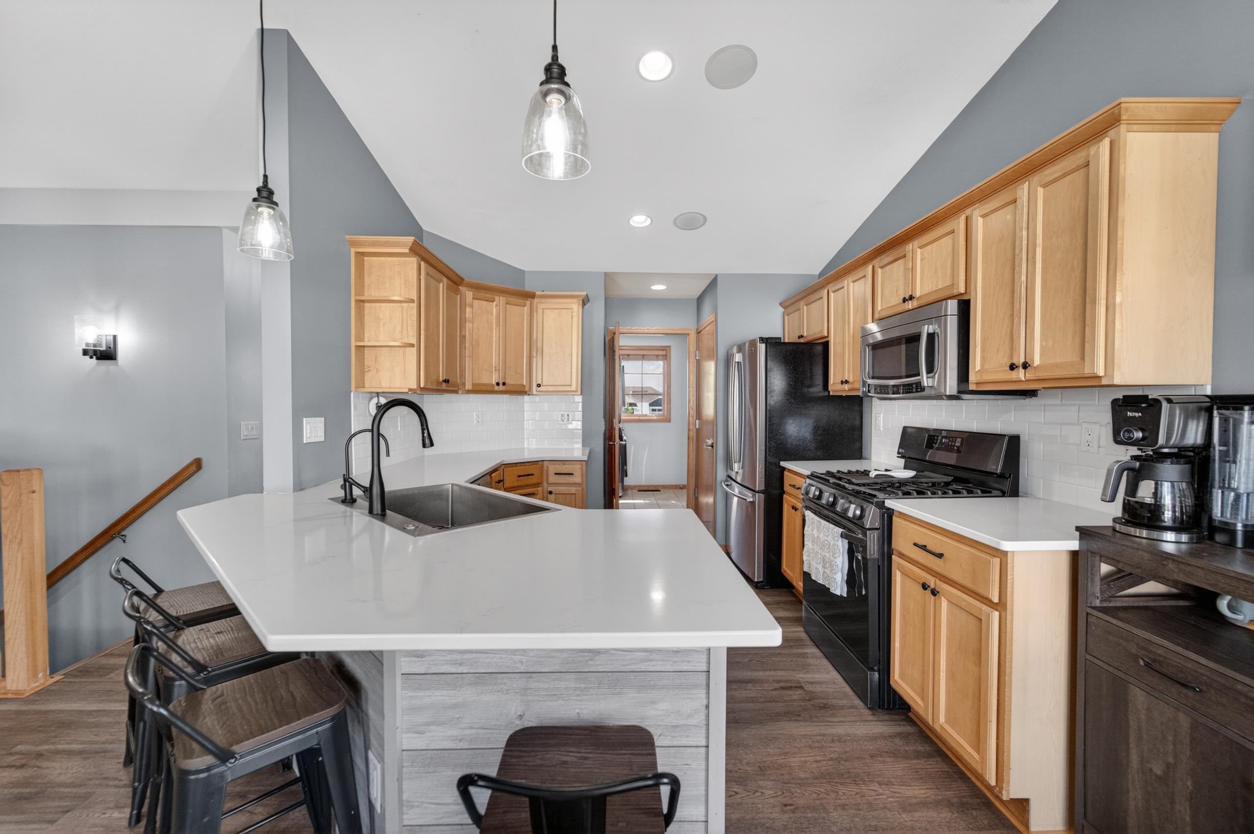 1216 Temple Drive — photo