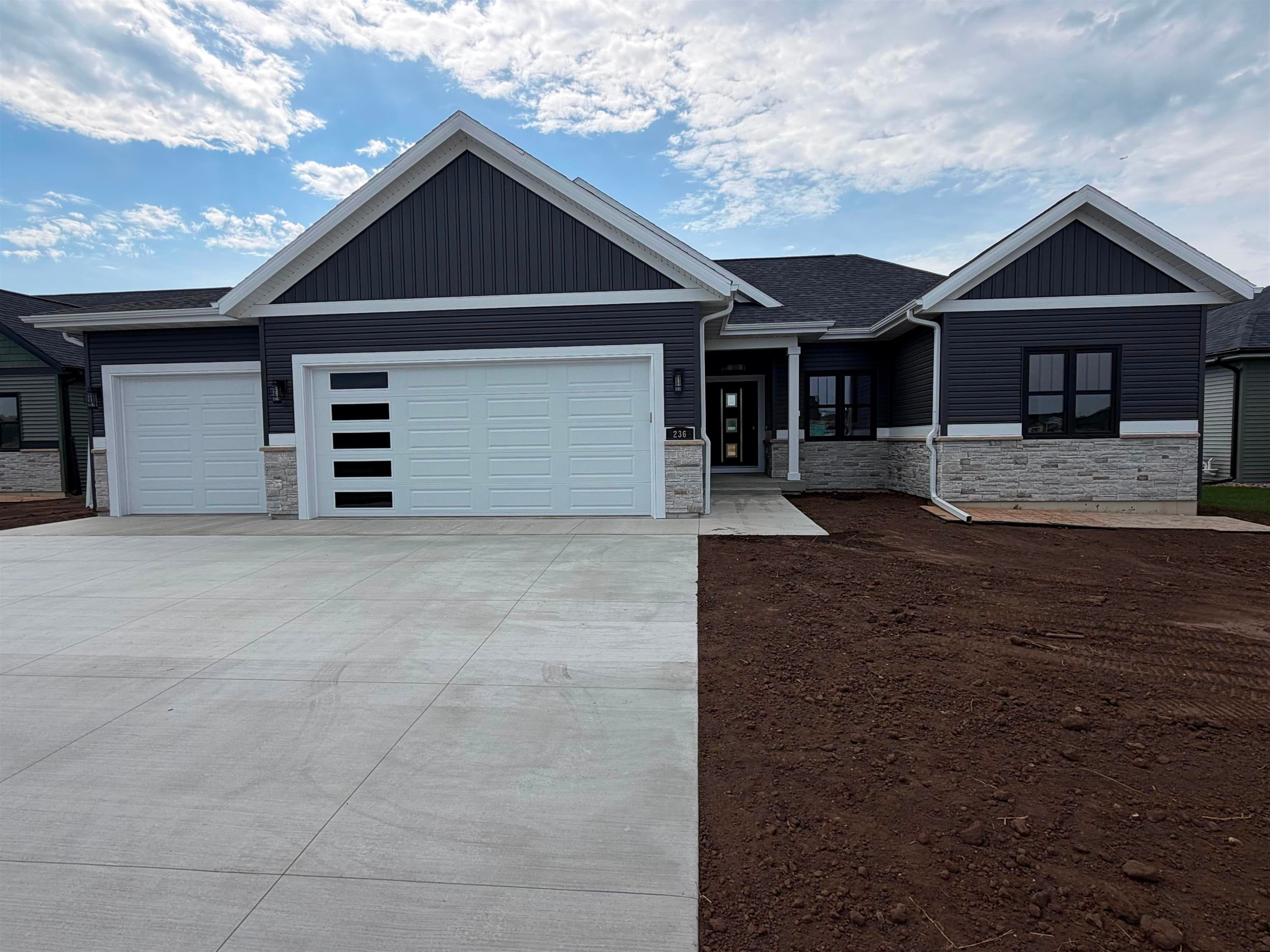 236 Falcon Court — photo