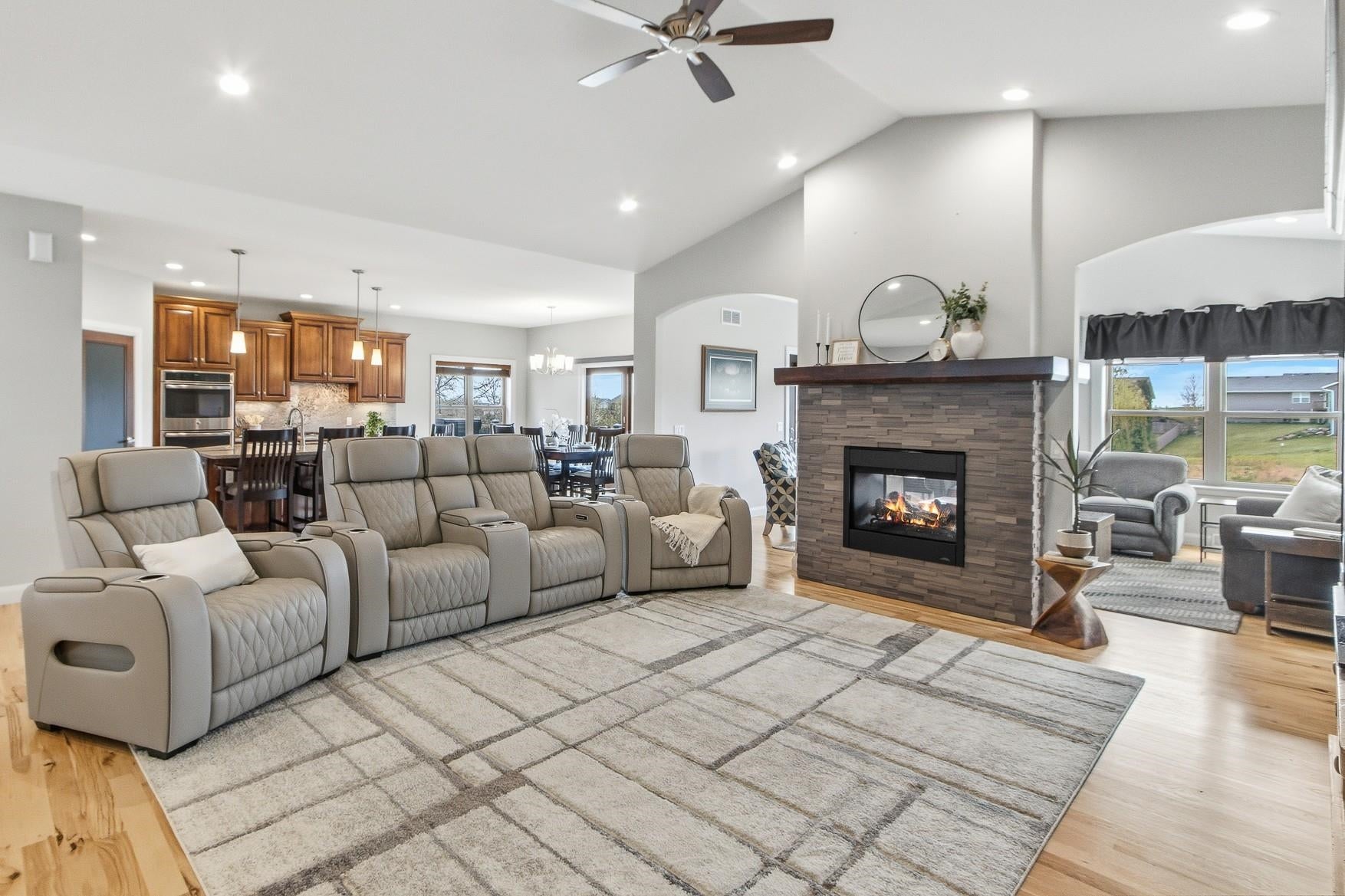 441 Willow Springs Court — photo