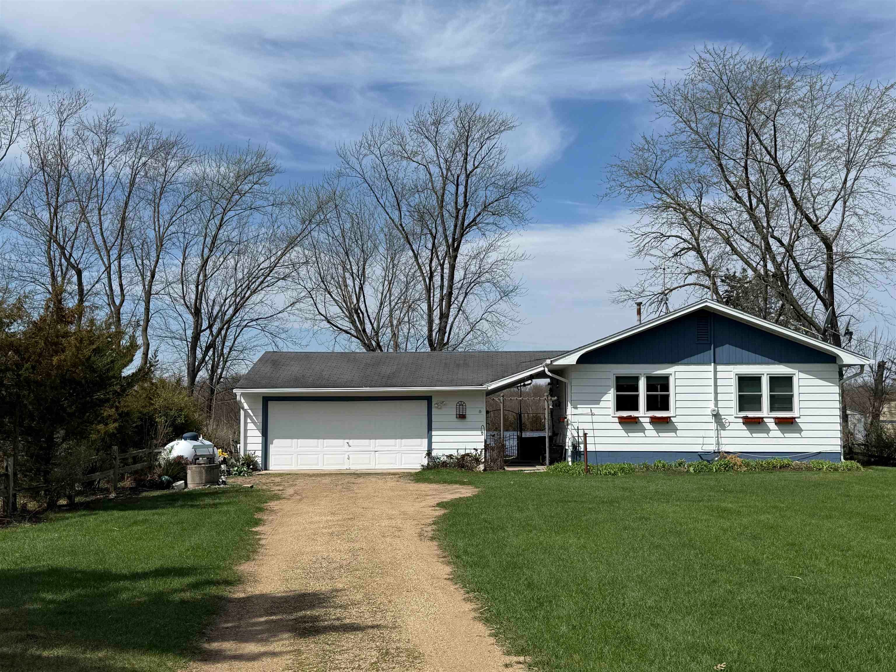 2893 Cty. Rd. Z — photo