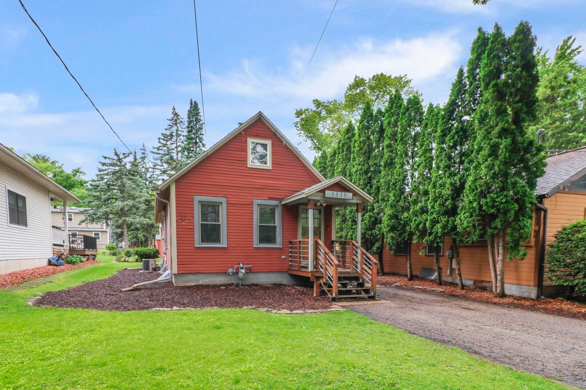 5535 Lake Mendota Drive — photo