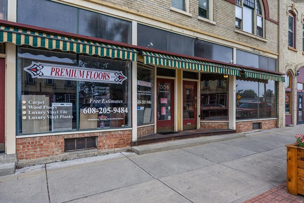 354 E Main Street — photo