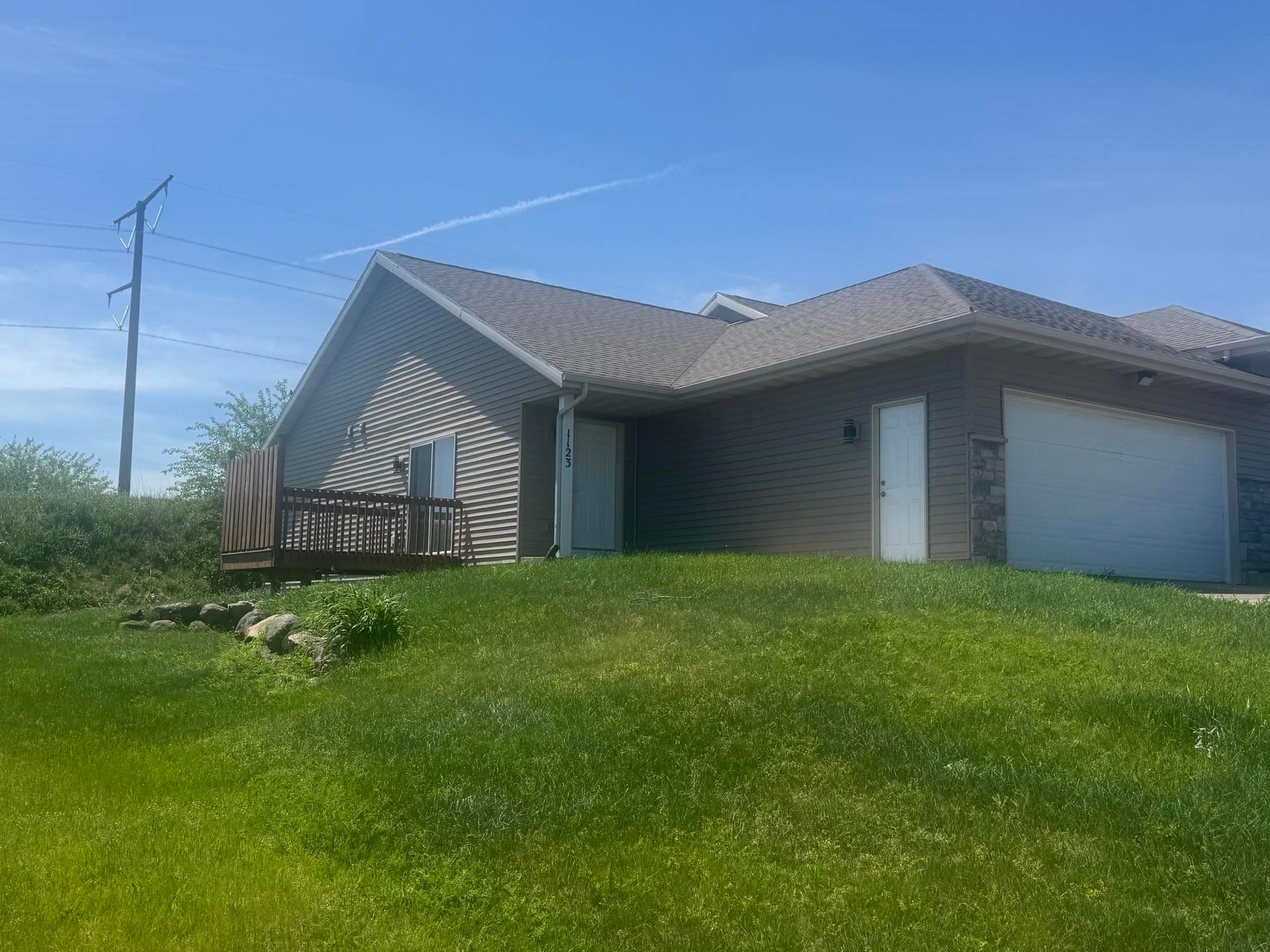 1123 Temple Drive — photo