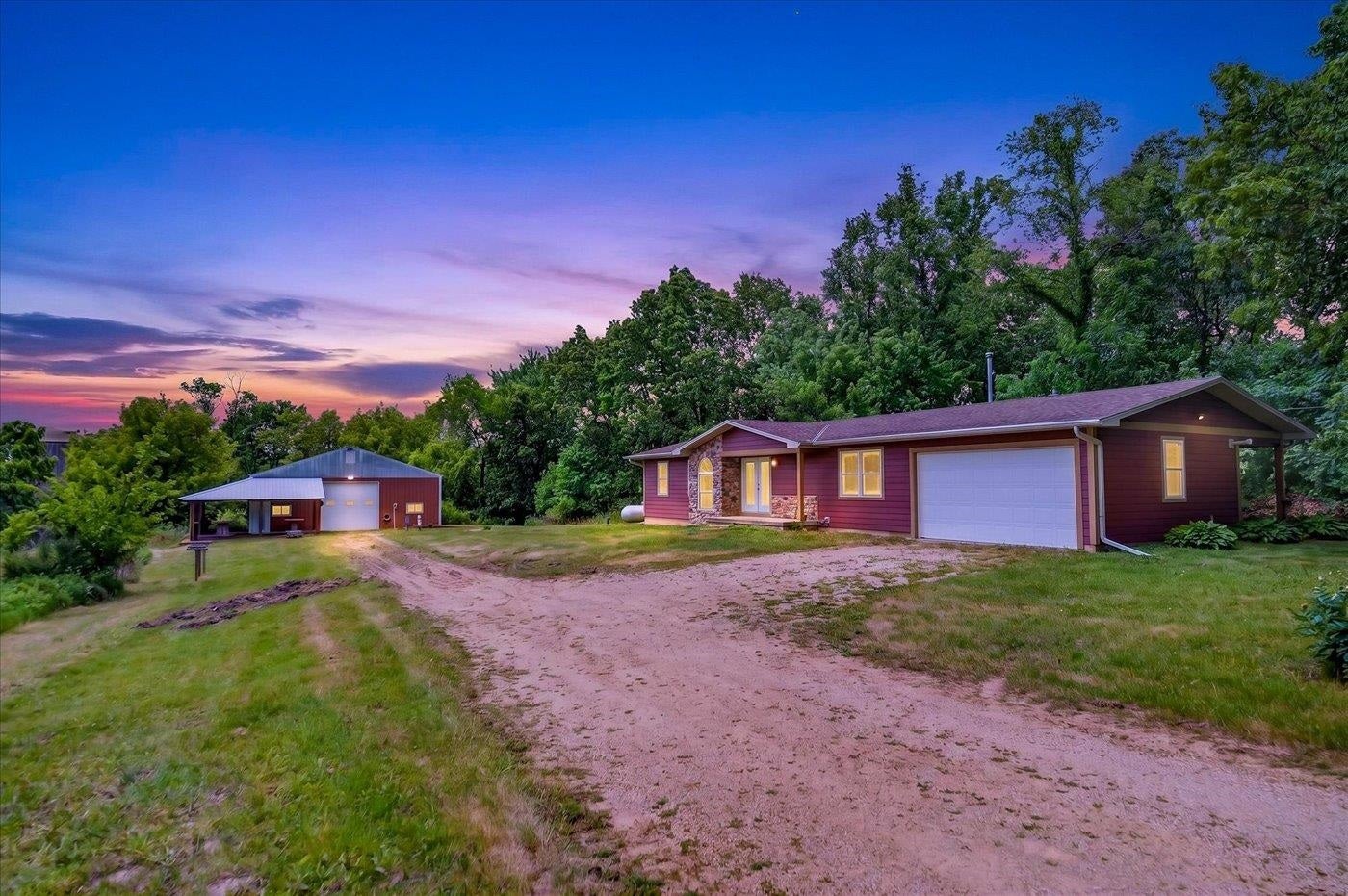 1397 Sayles Trail — photo