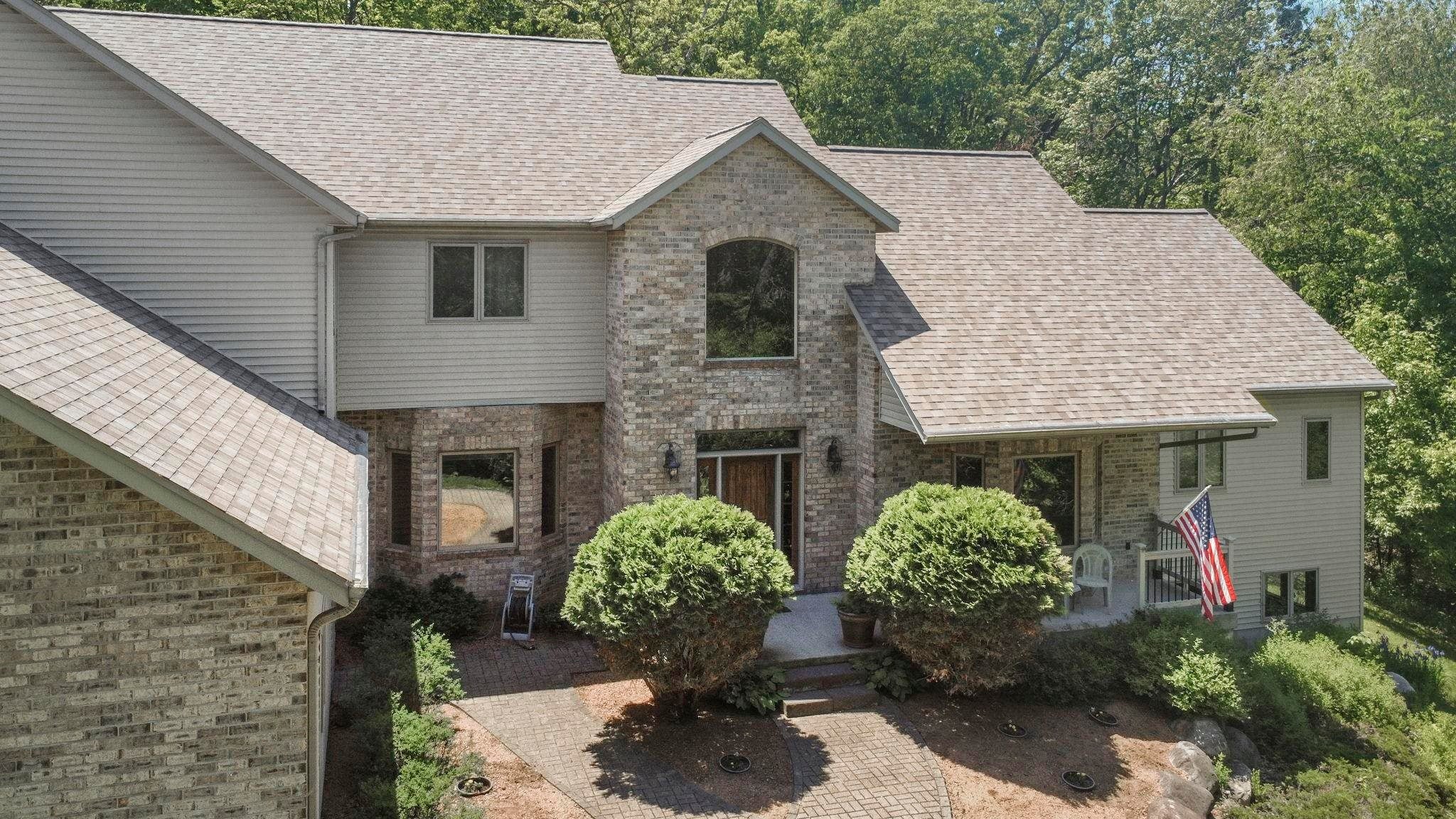S4349 Fox Hill Circle — photo