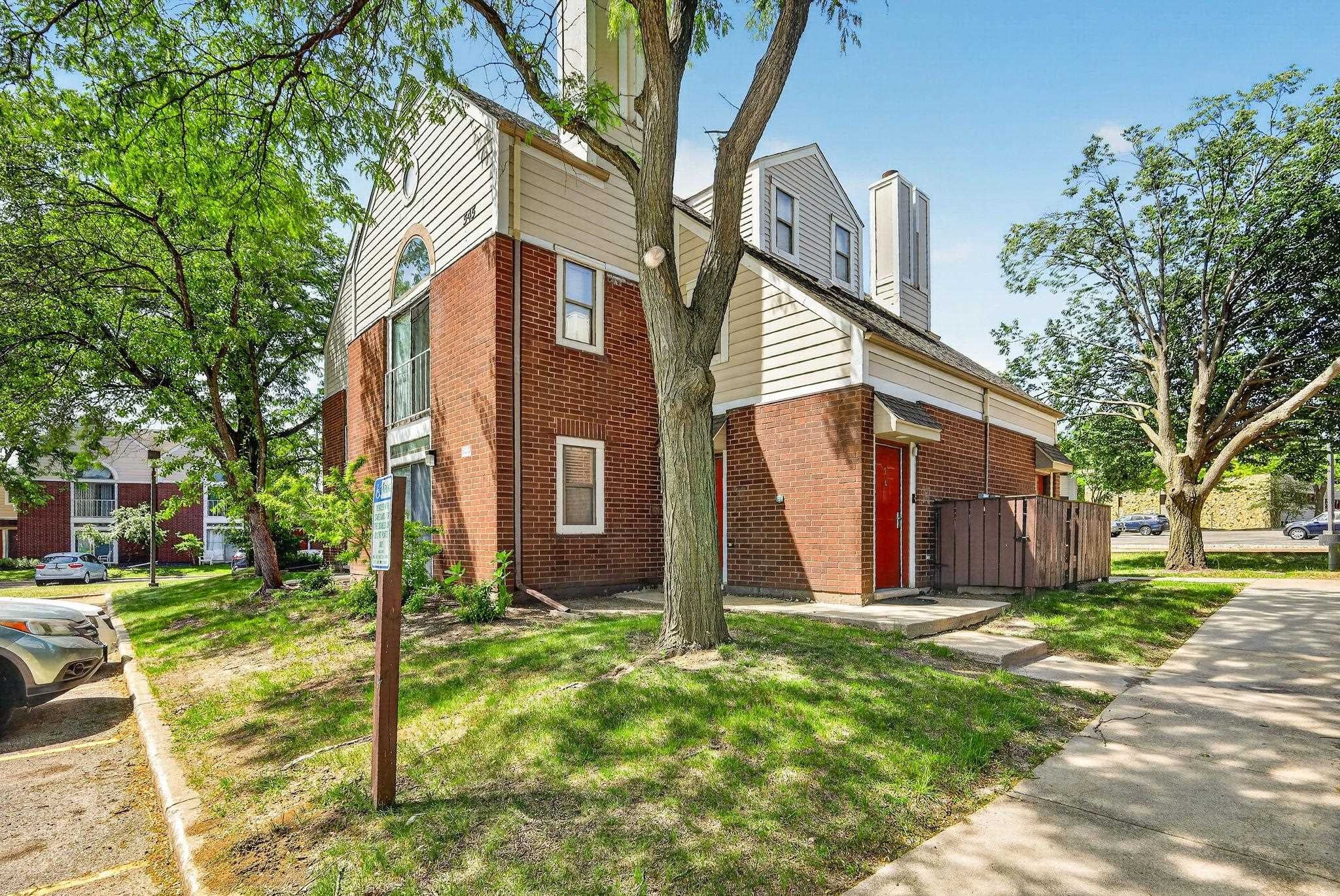 545 D'Onofrio Drive 8 — photo