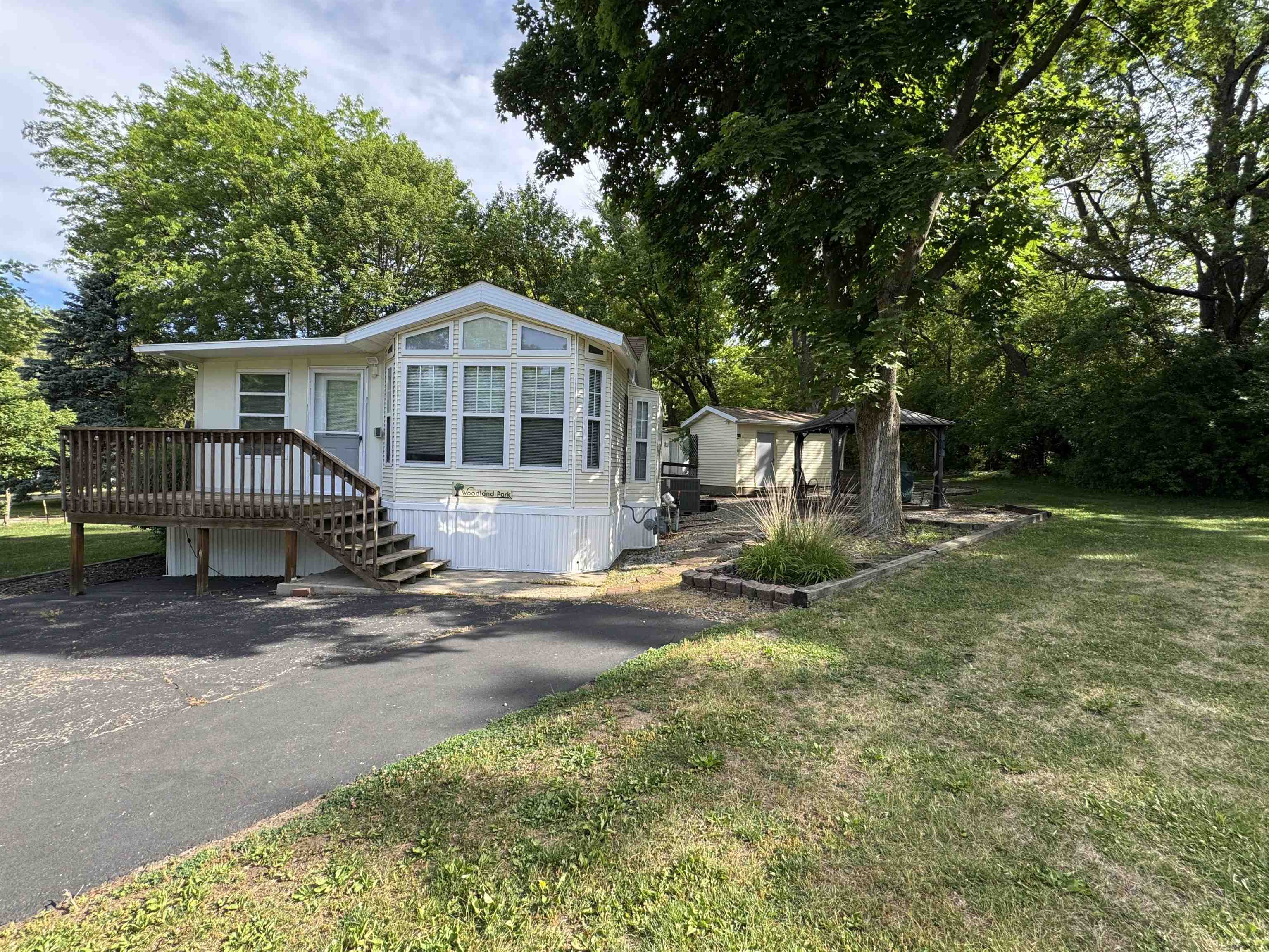 354 Skyline Drive — photo