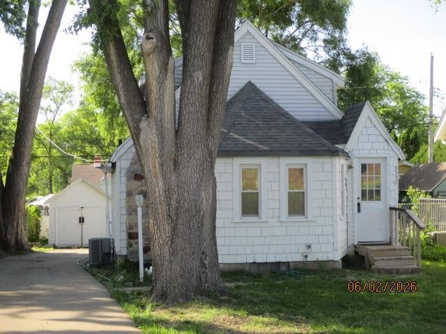 3530 Ridgeway Avenue — photo