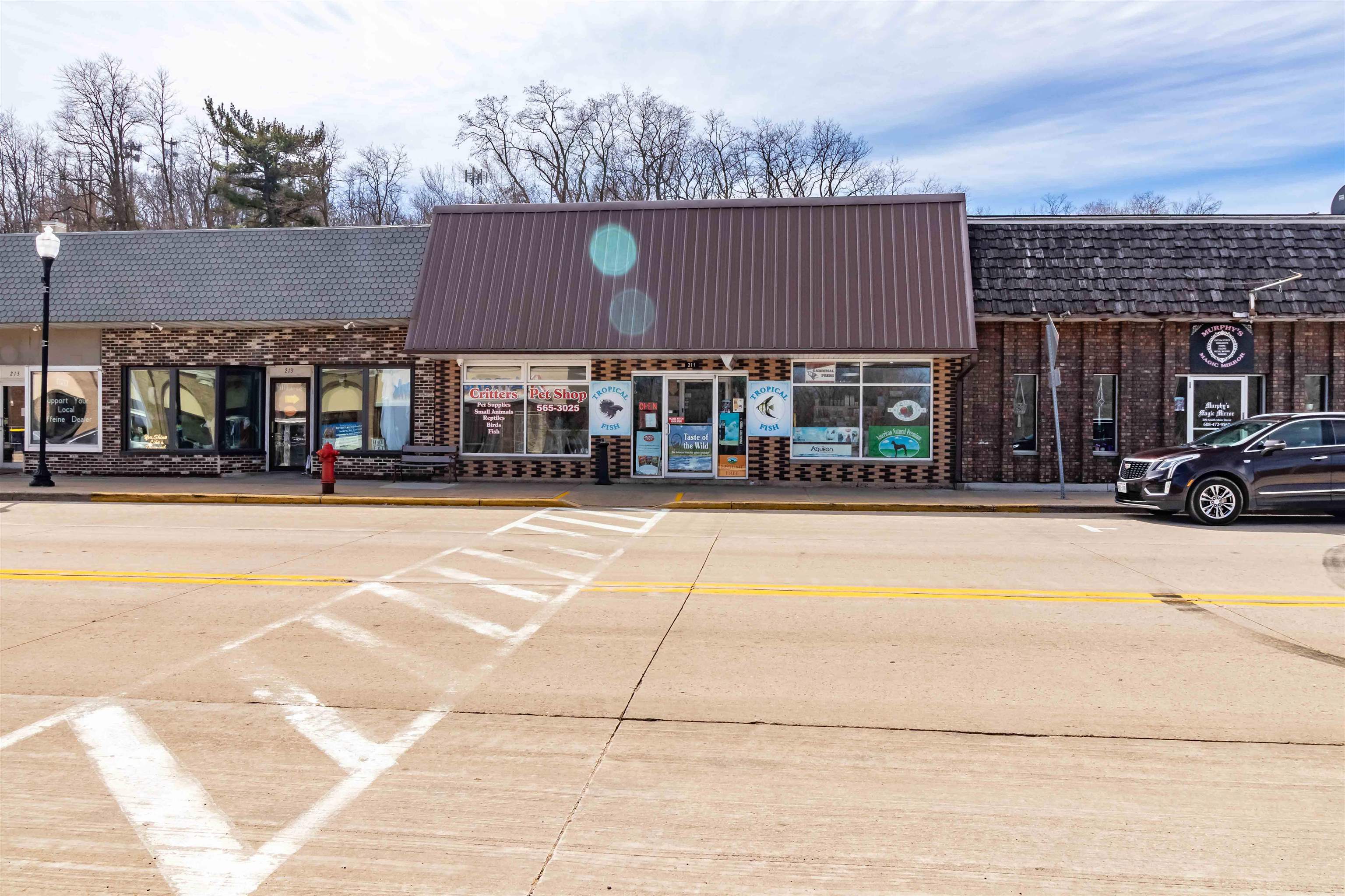 211 S Main Street — photo