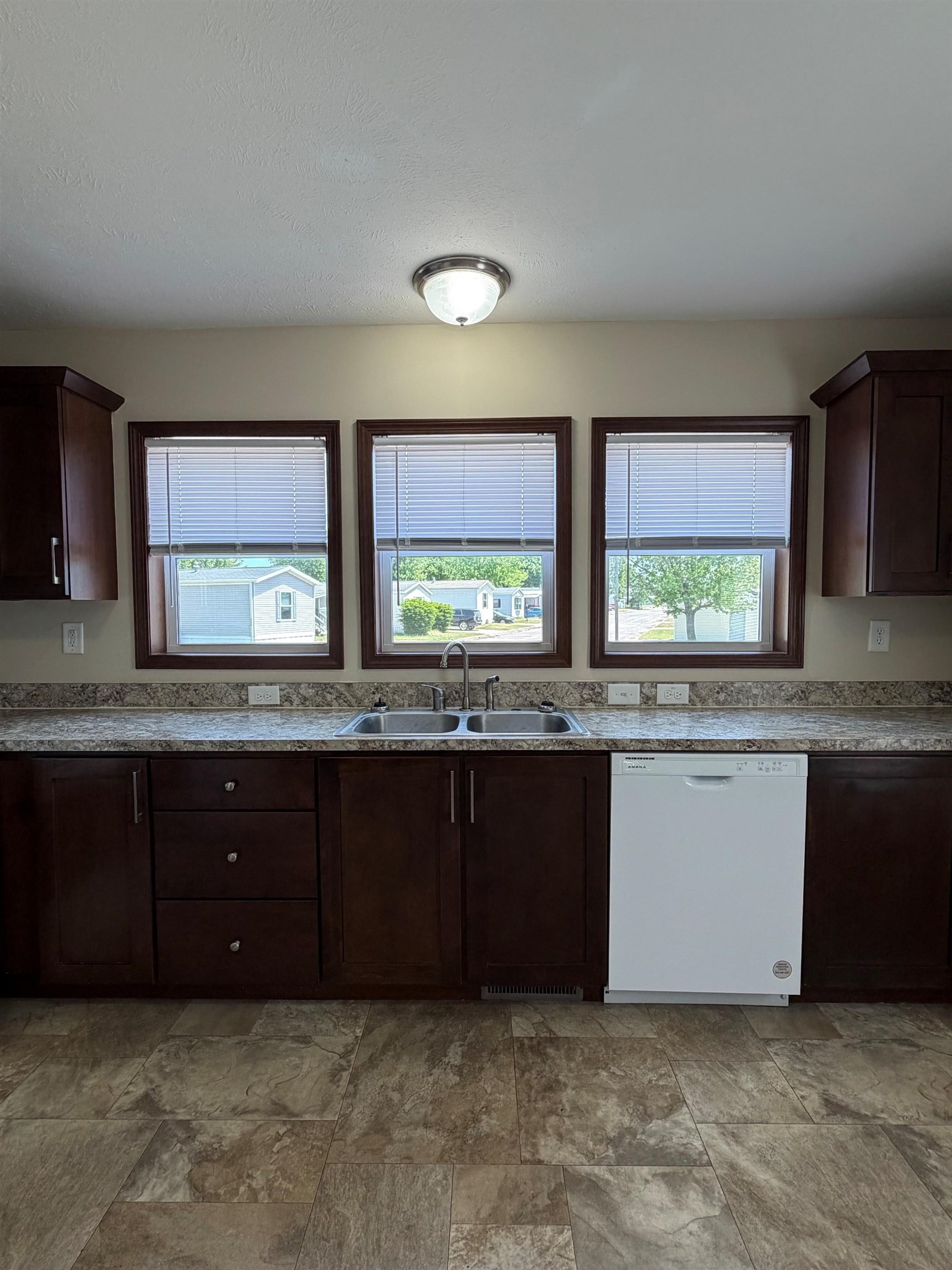 135 Maple Street, Reedsburg, WI 53953 — photo 2