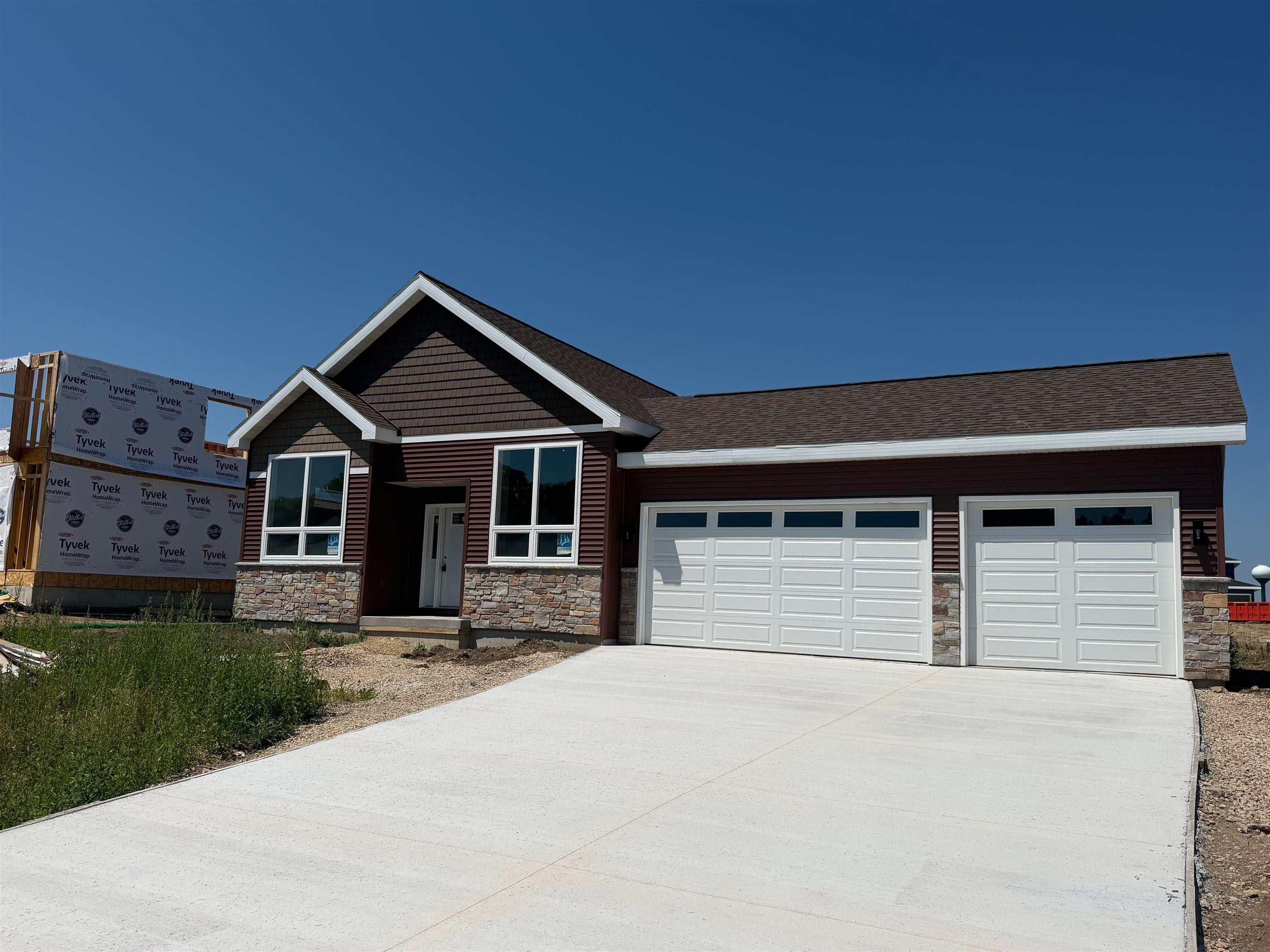 4044 Whistle Rock Circle — photo