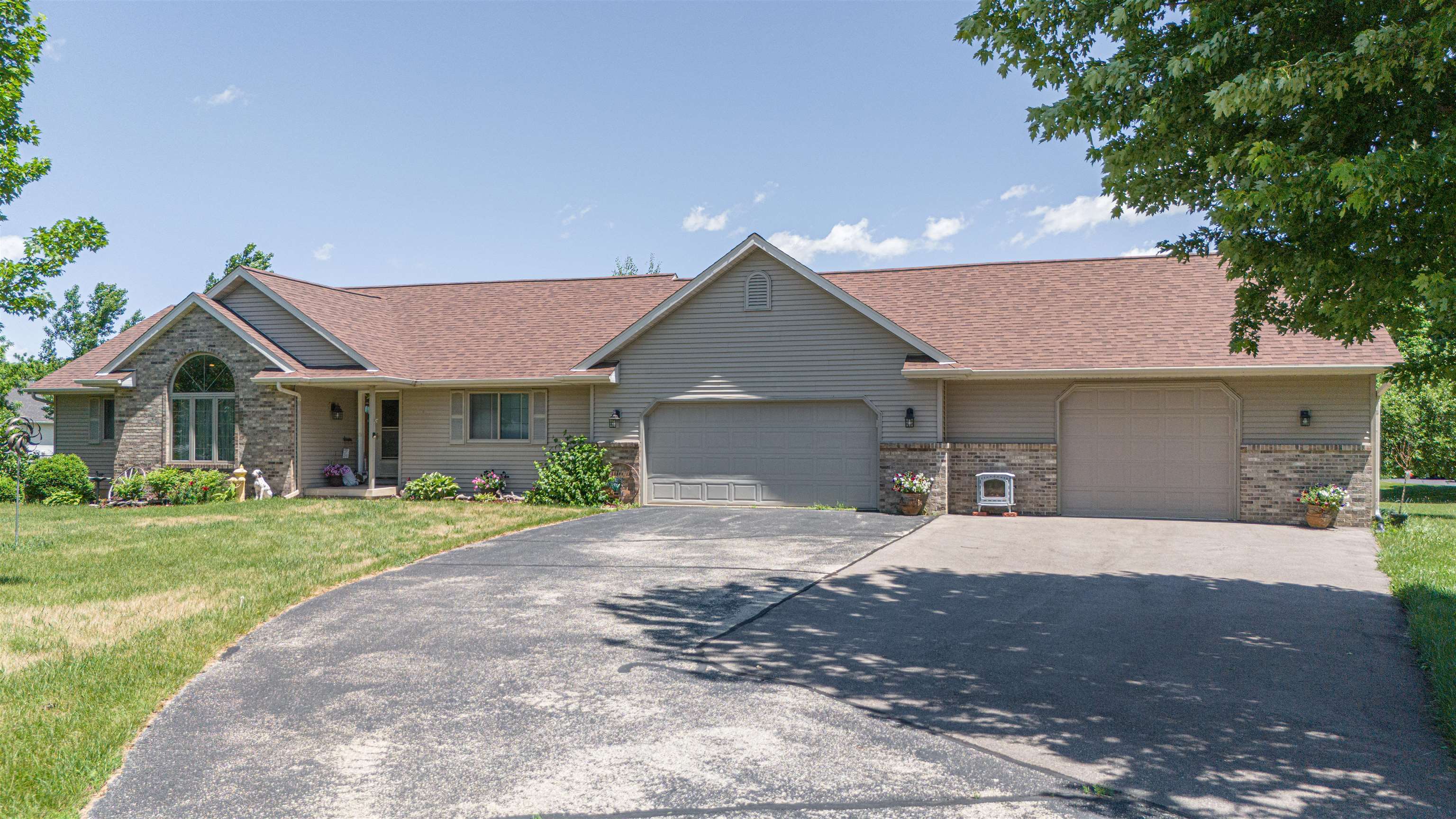W972 James Court, Decatur, WI 53520