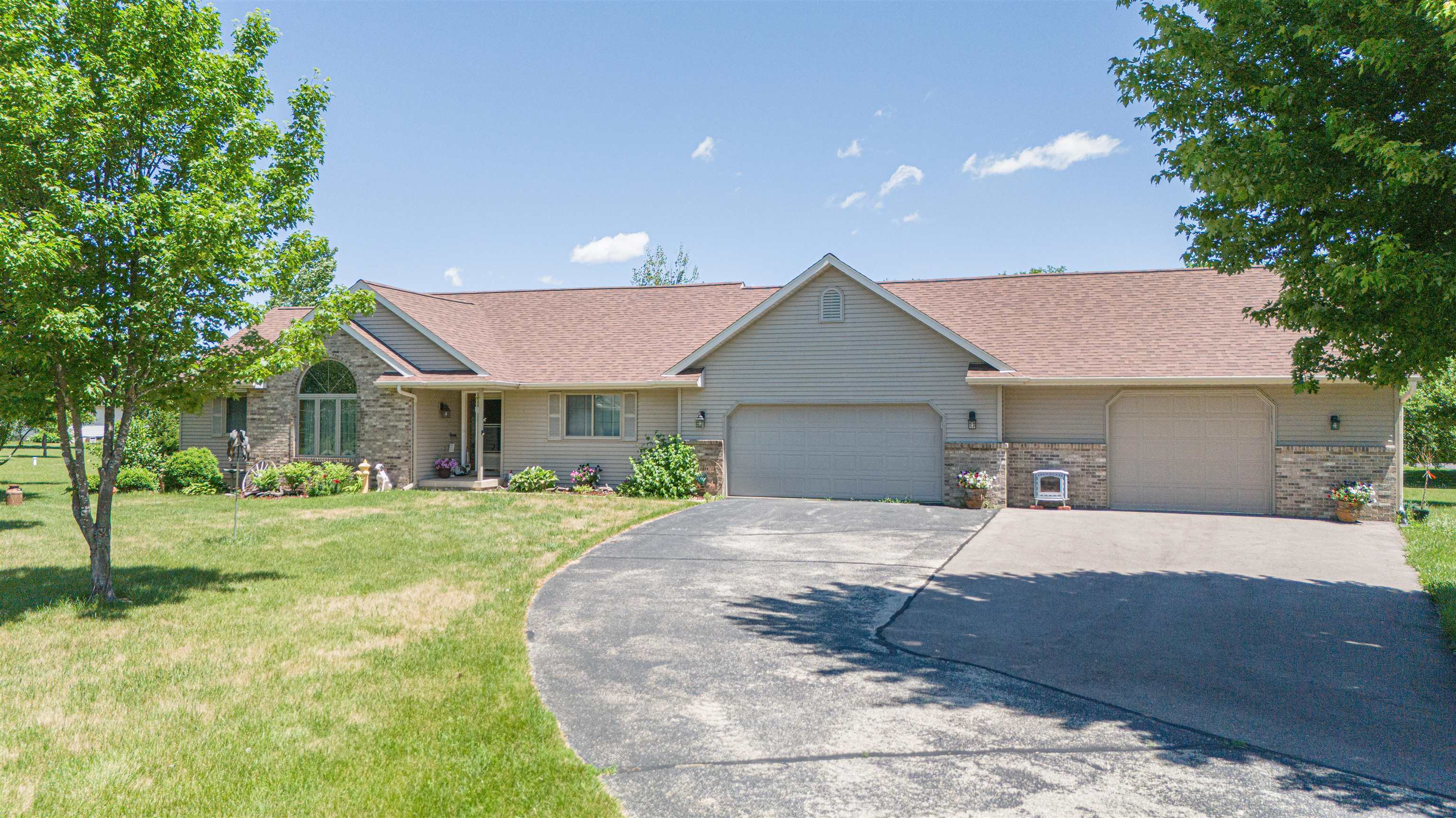 W972 James Court, Decatur, WI 53520 — photo 3