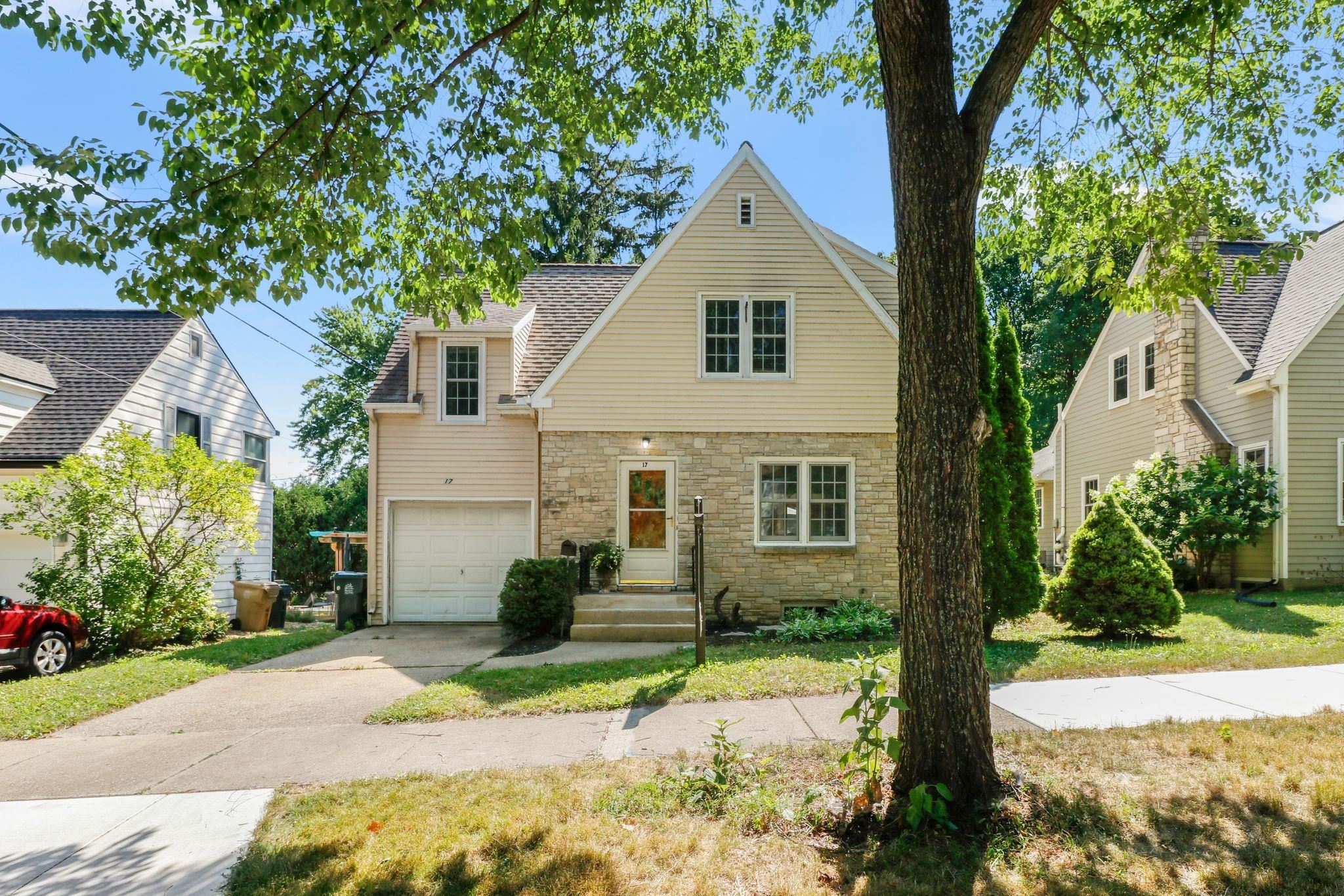 17 N Franklin Avenue — photo