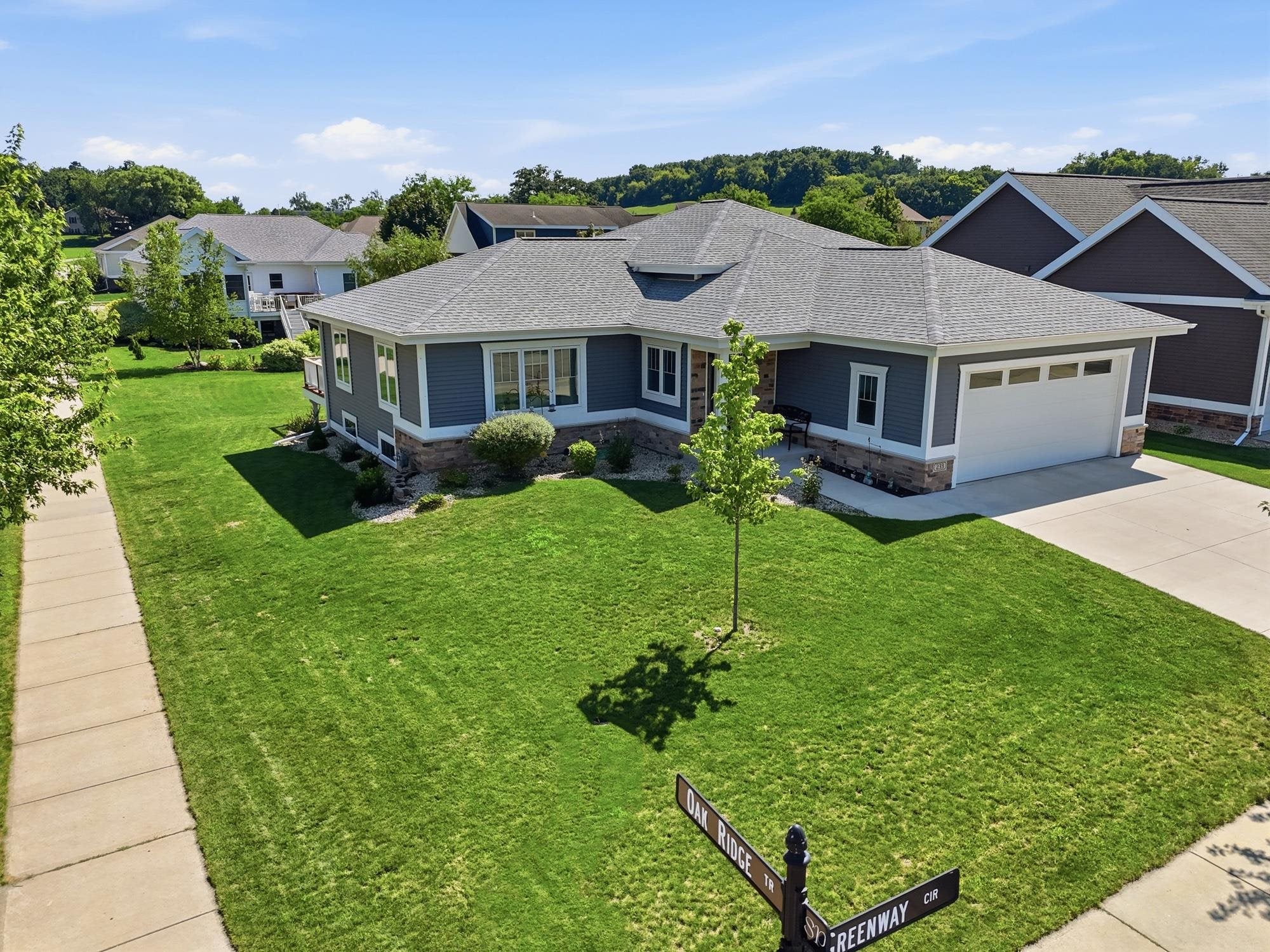 233 Greenway Circle — photo