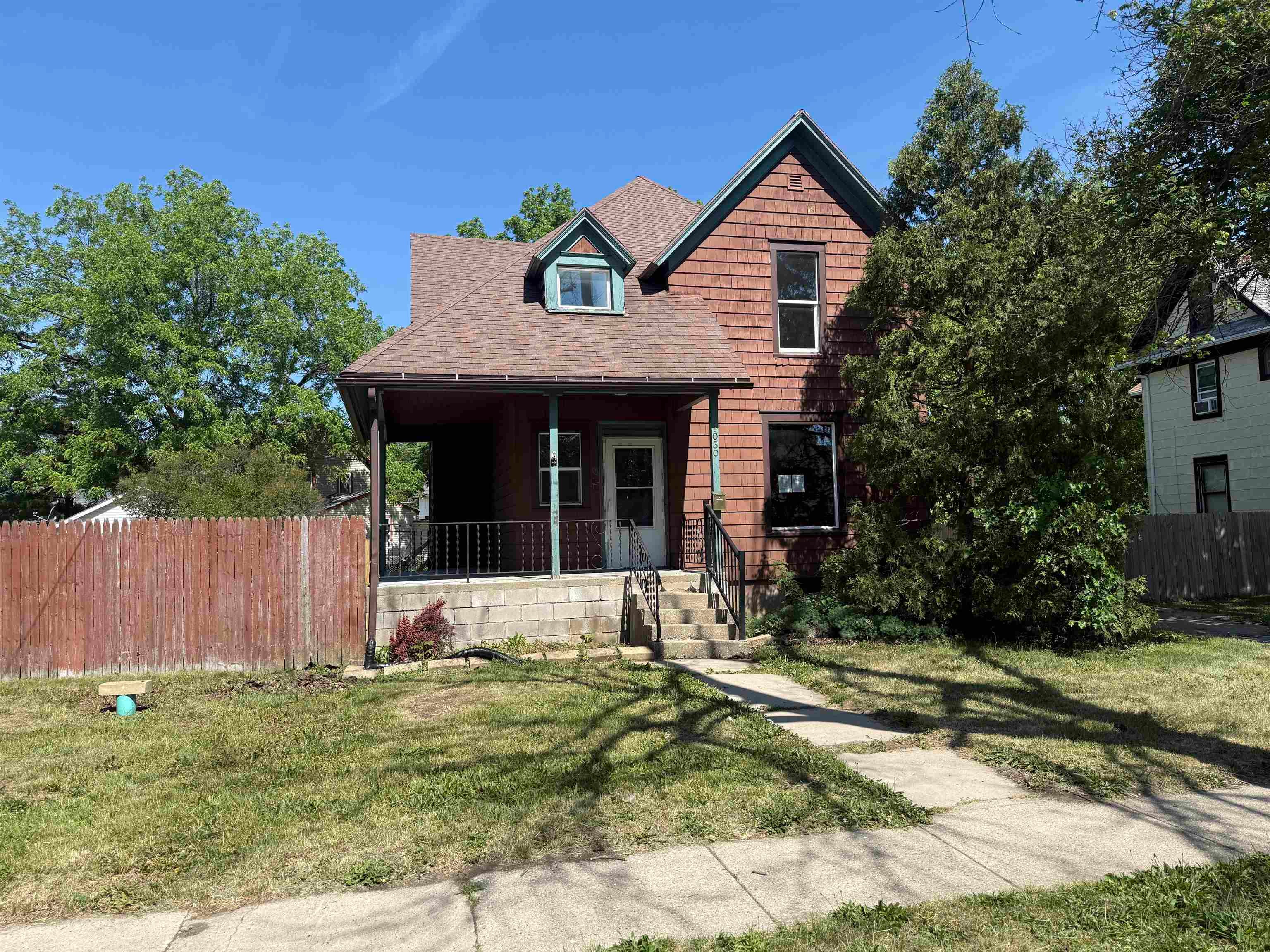 1030 Prairie Avenue — photo