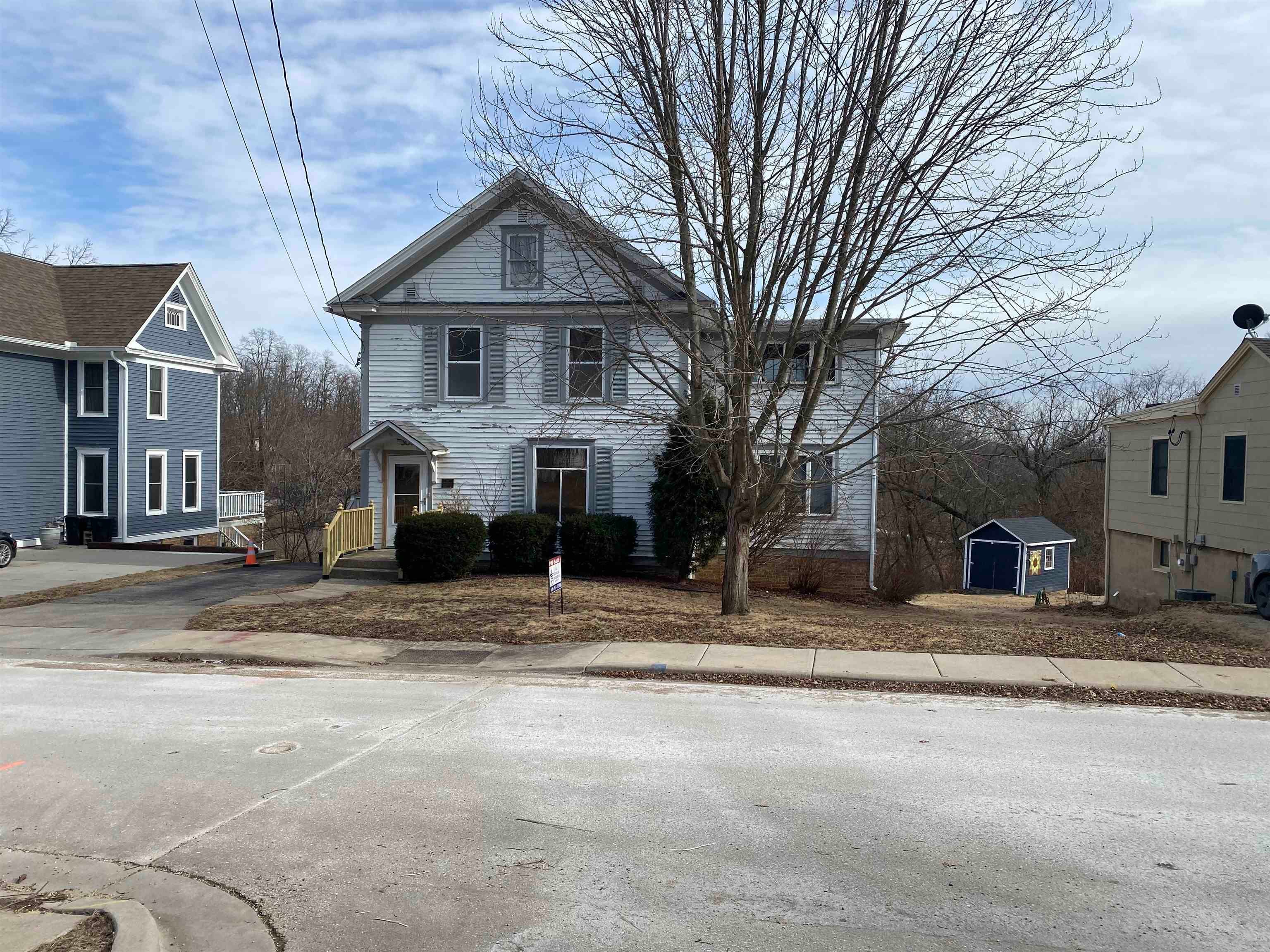 309 Pine Street — photo