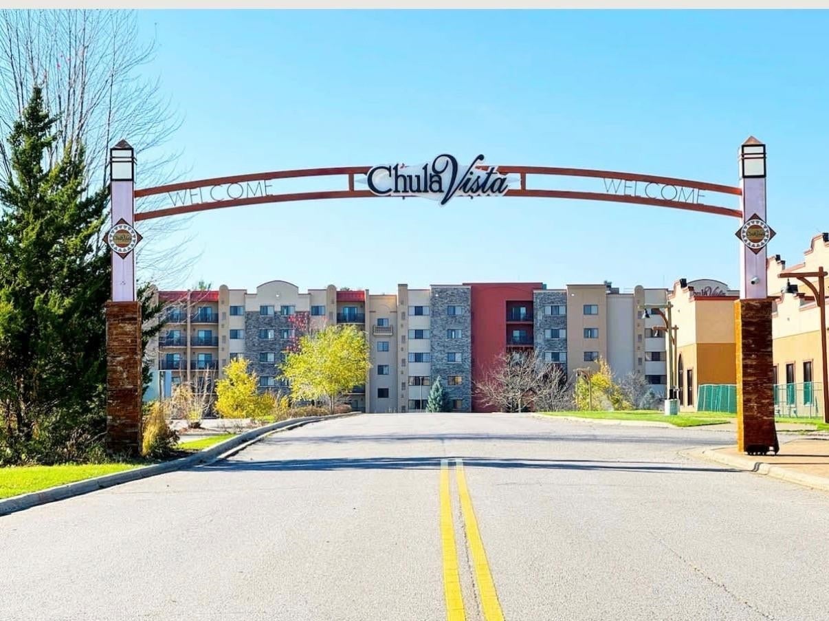 2411 River Road 2418 — photo