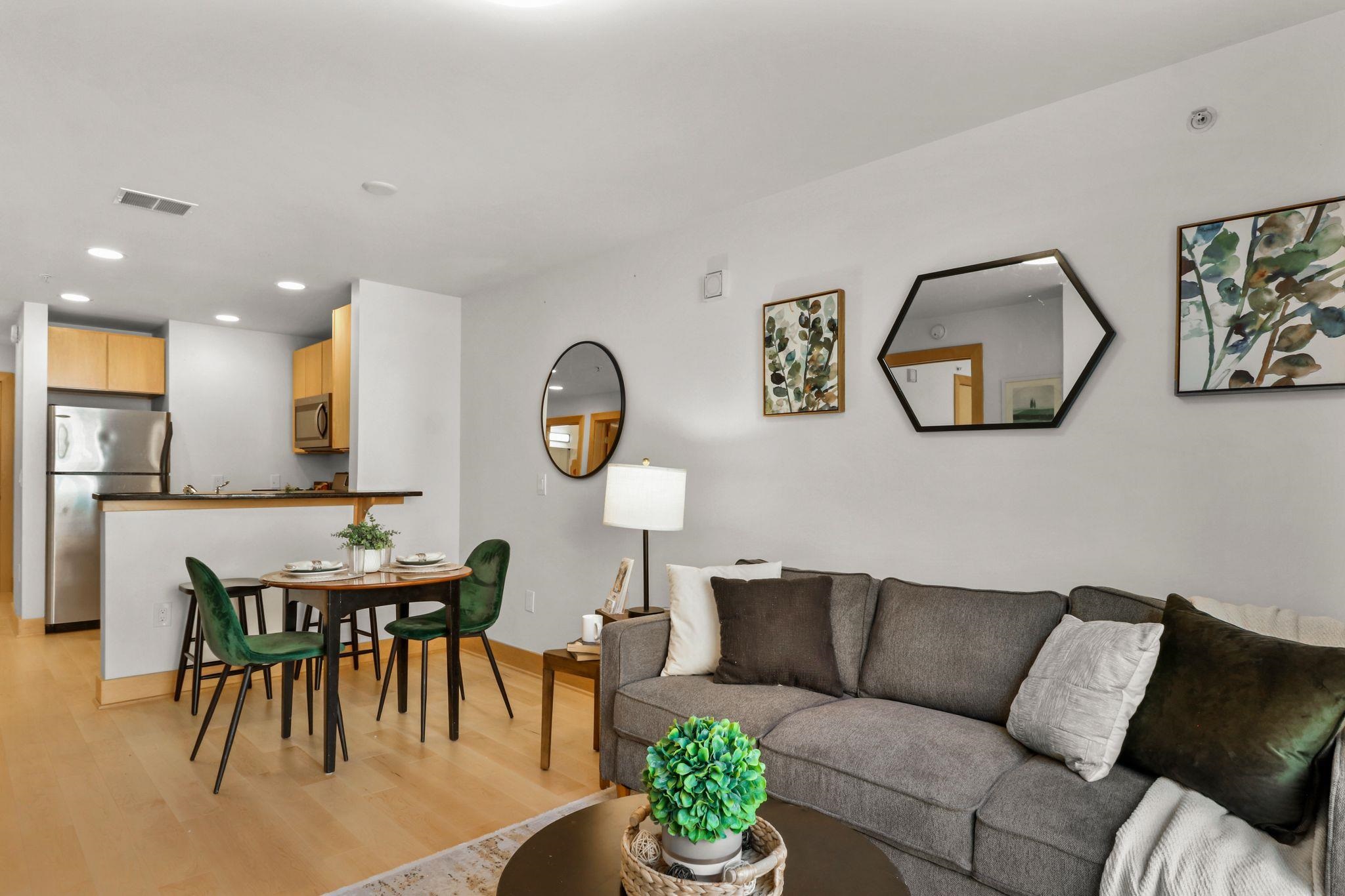 333 W Mifflin Street — photo