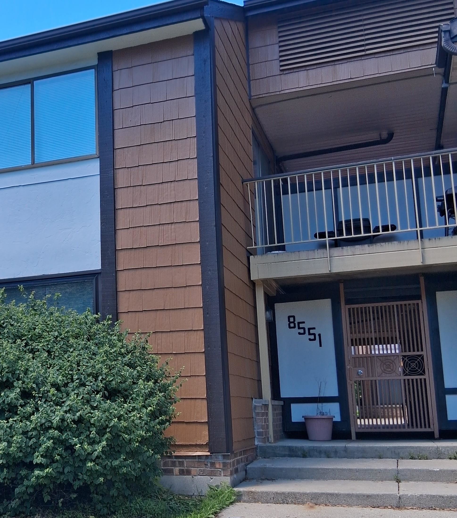 8551 N Servite Drive 215 — photo