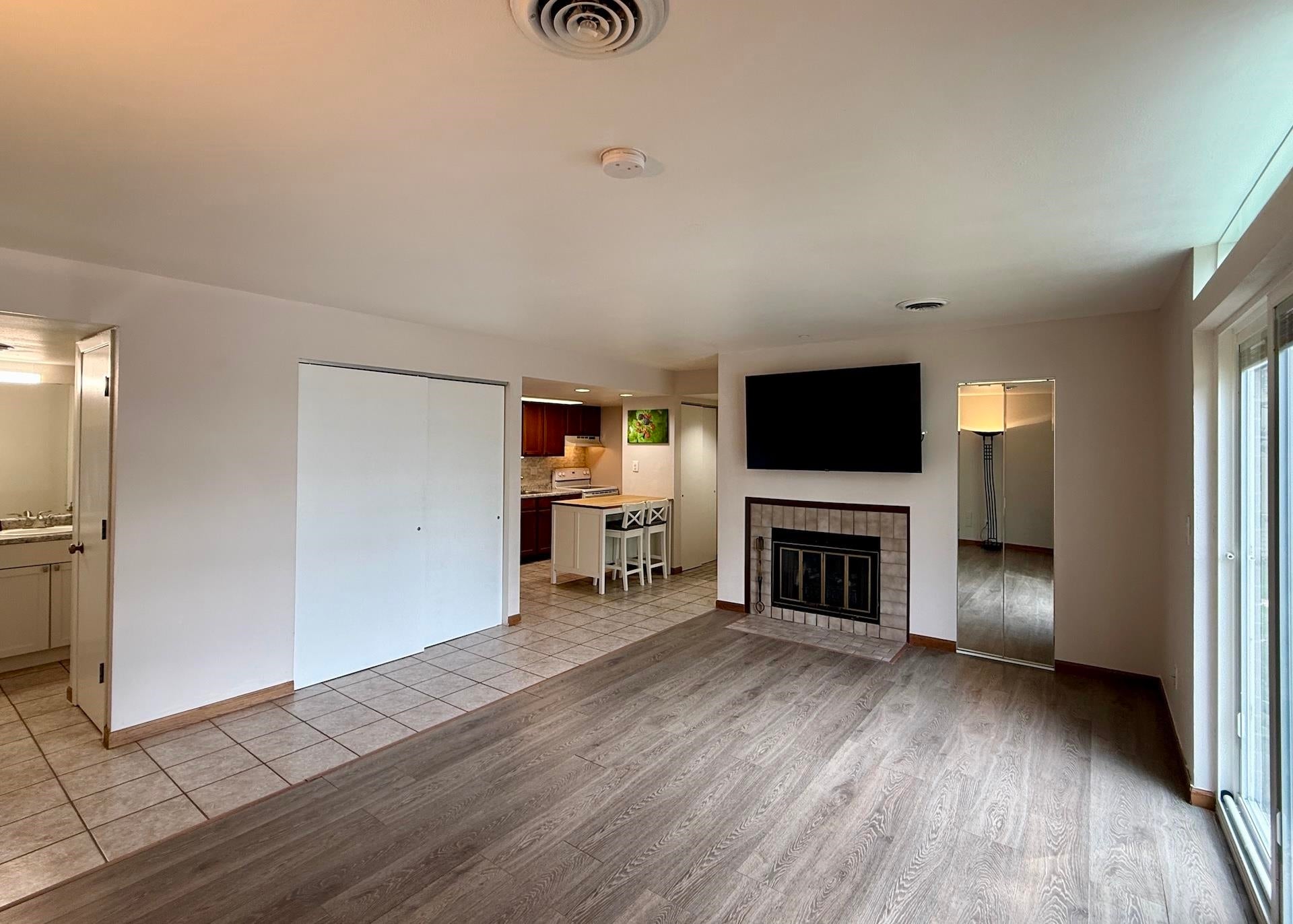 515 D'Onofrio Drive 1 — photo