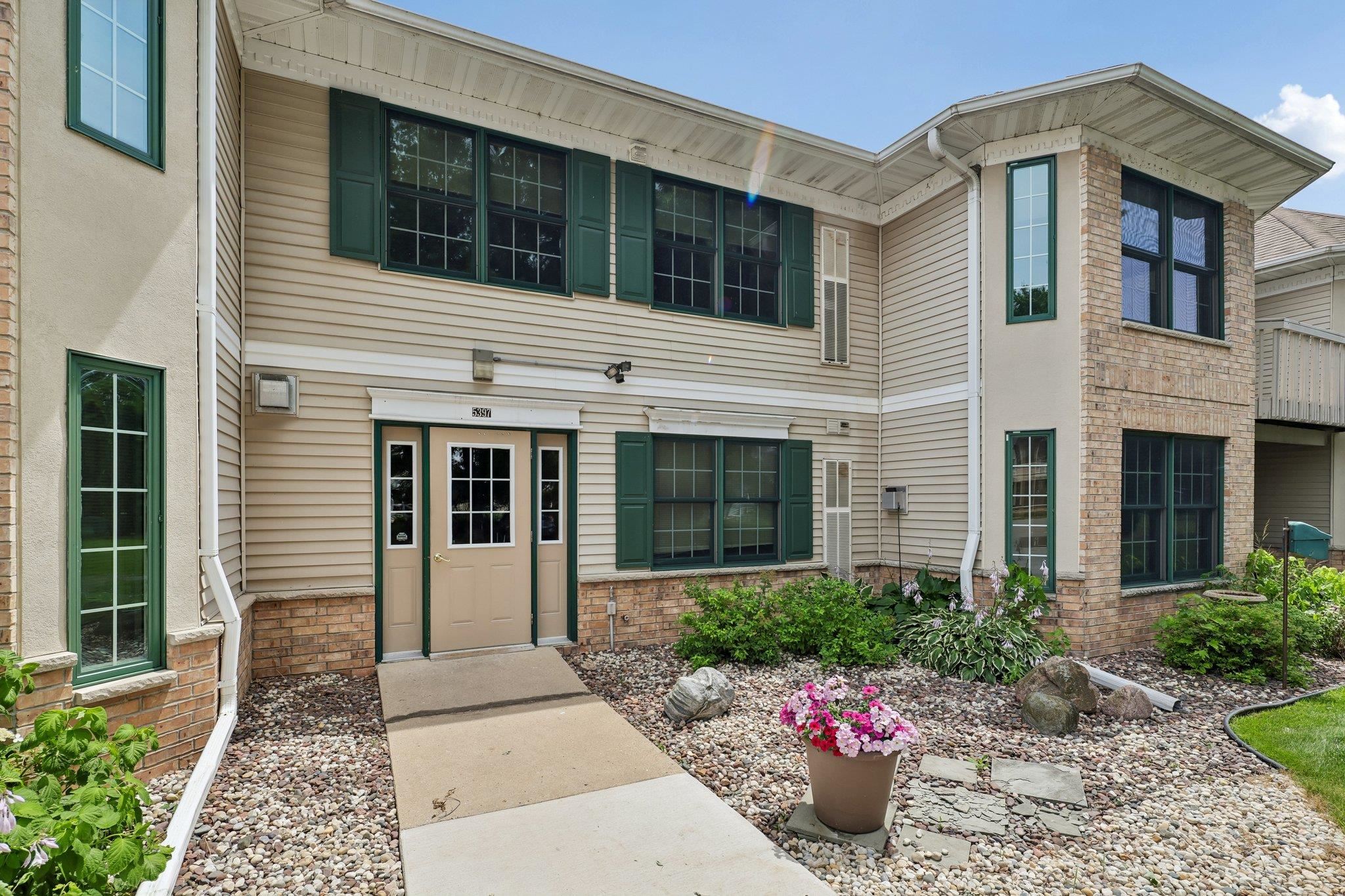 5397 Blue Bill Park Drive 11 — photo