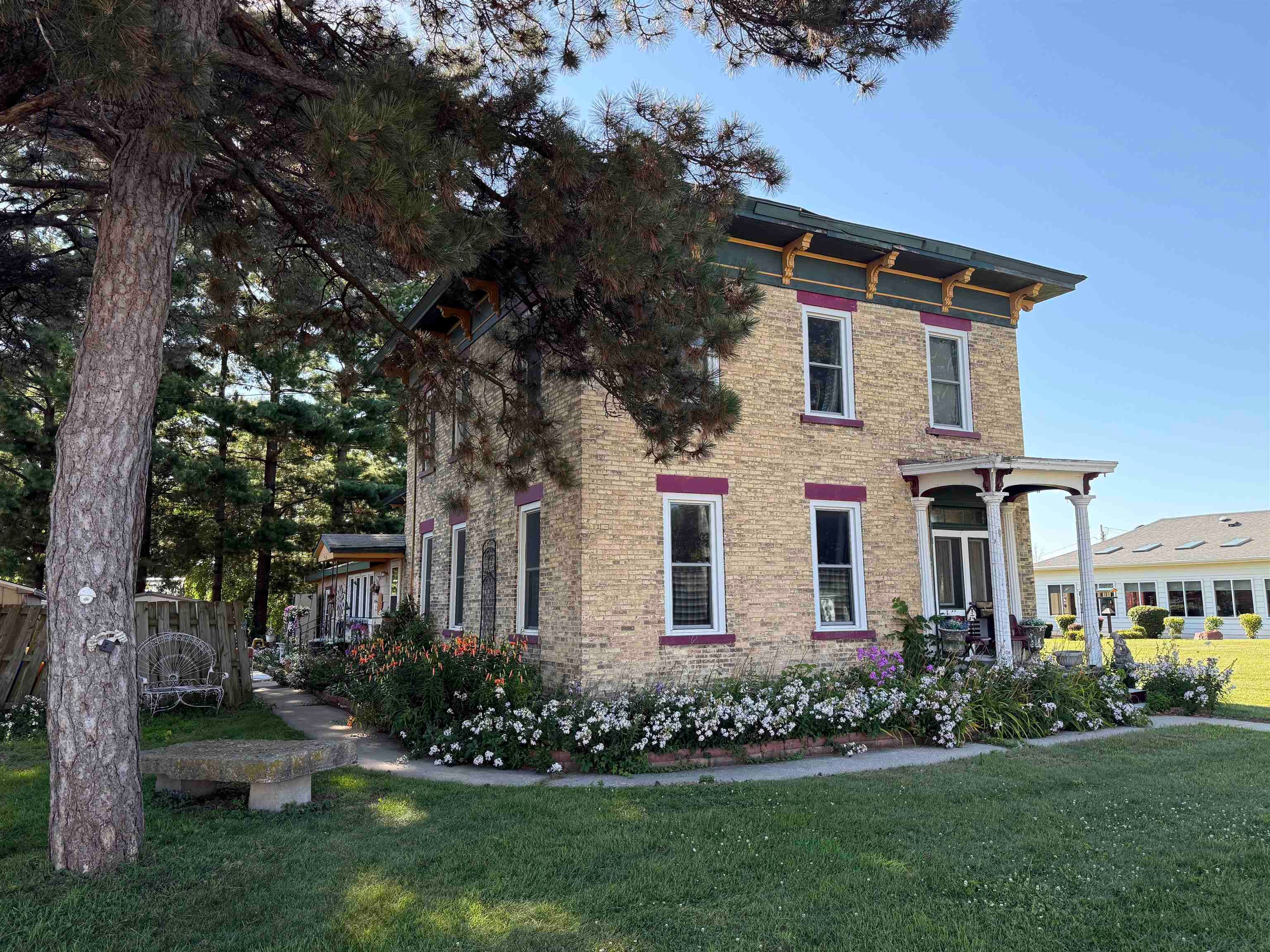 1009 W 3rd Avenue — photo