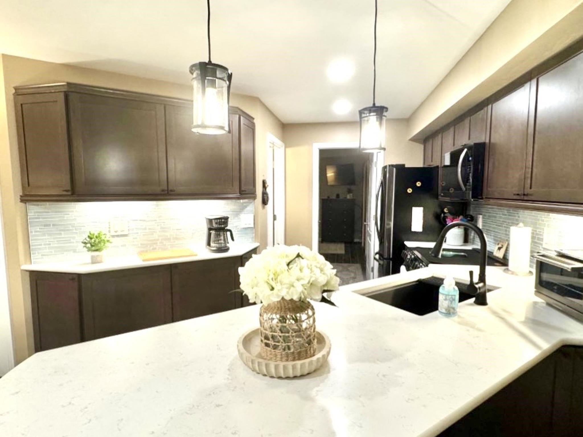 530 E Hiawatha Drive 304 — photo
