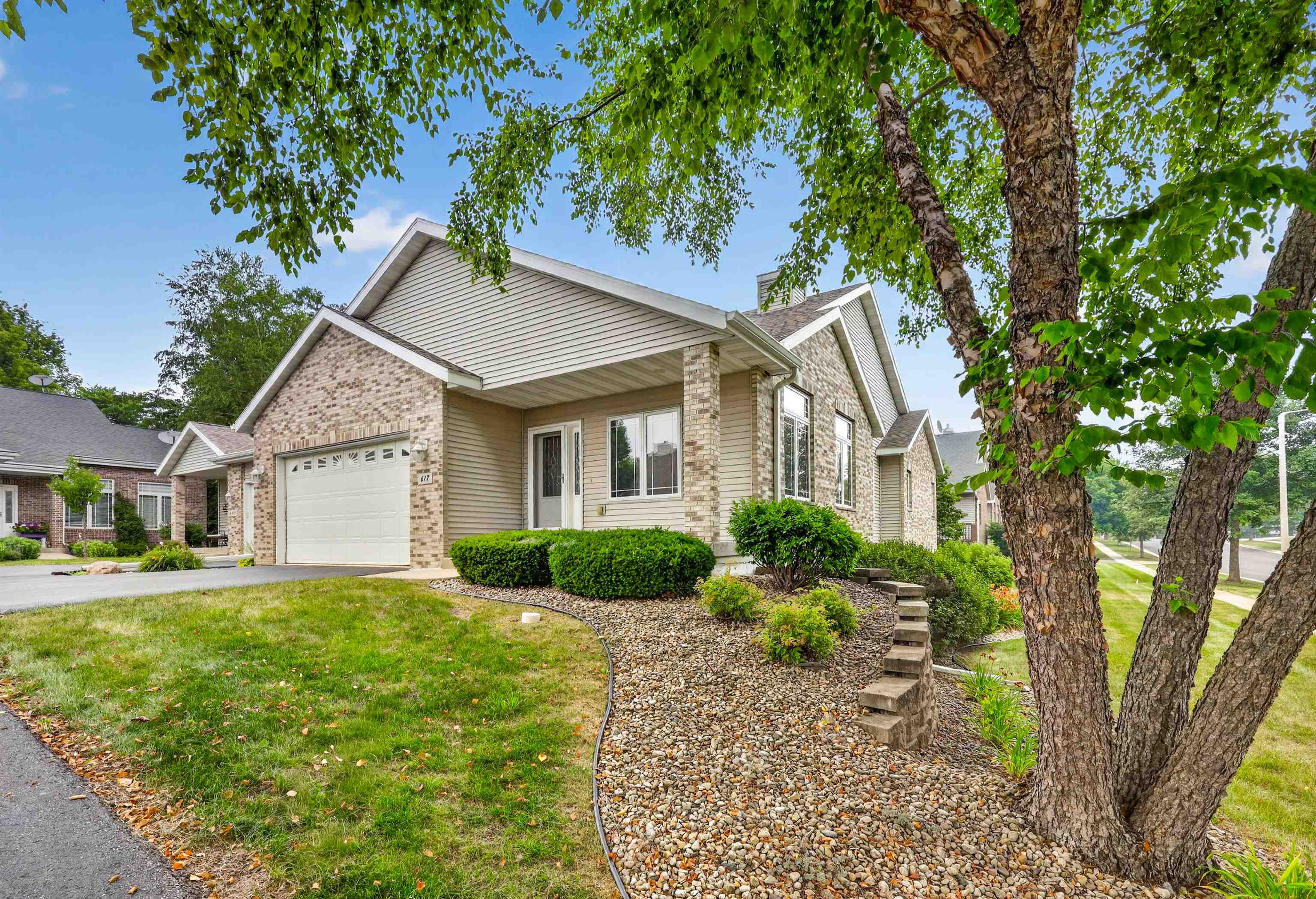 617 Nightingale Lane — photo