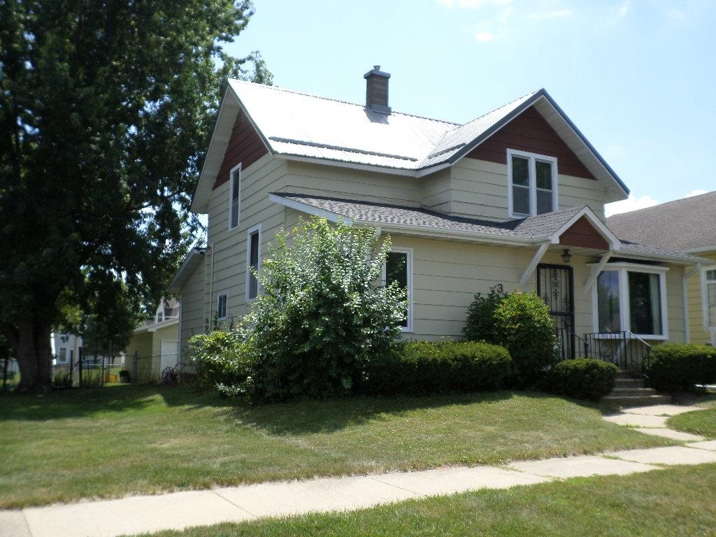 310 W Nott Street — photo