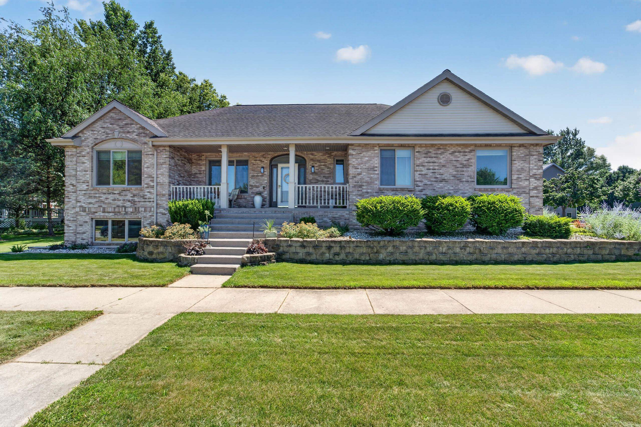 1158 Bluebird Trail — photo