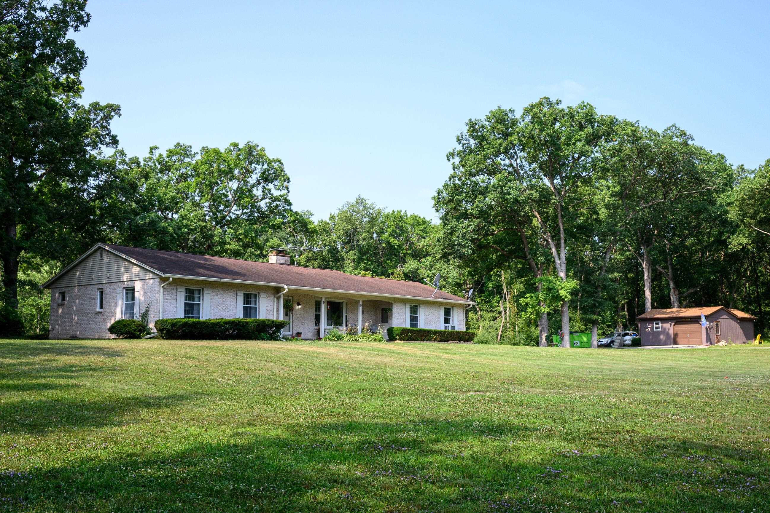 5704 E Oak Trail — photo