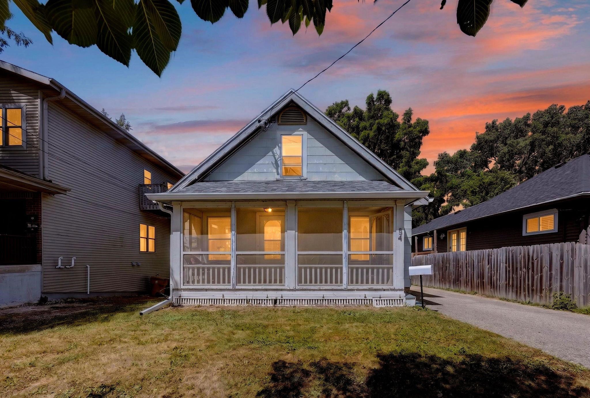 54 S Bryan Street — photo